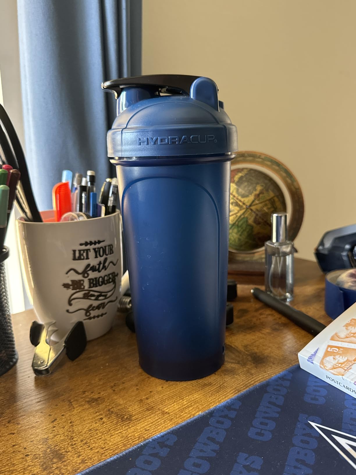 Hydra Cup 6 Pack 28oz Protein Shaker Bottles with Patented Carry Handle customer photo 2