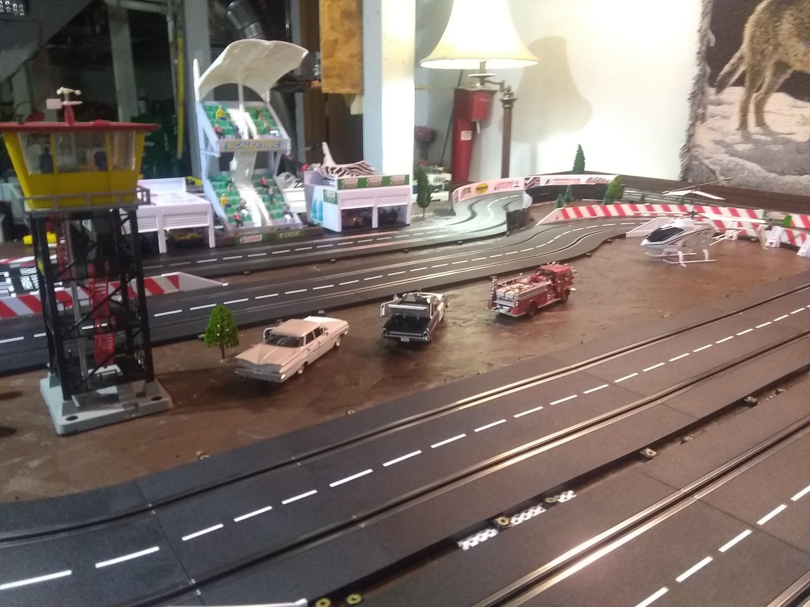 Carrera Evolution 20025248 NASCAR Darlington Showdown Analog Electric 1:32 Scale Slot Car Racing Track Set customer photo 2