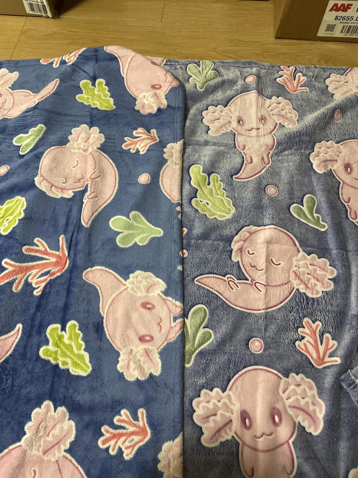 Axolotl Gifts for Girls Kids, Glow in the Dark Axolotl Blanket for Toddler Girl, Axolotls Toys Stuff, Girls Birthday Gifts Kids Teens Christmas, Cute Axolotls Bedroom Decor, 50