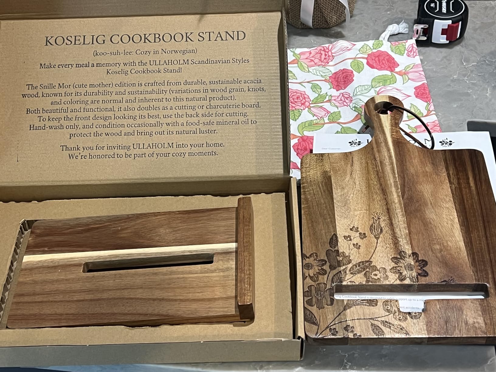 Wooden Cookbook Stand for Kitchen Counter - Reversible Recipe Book Holder with Cooking Measurement Conversion Card - Gift-Ready Adjustable Tablet Cookbook Holder Stand - 13.7