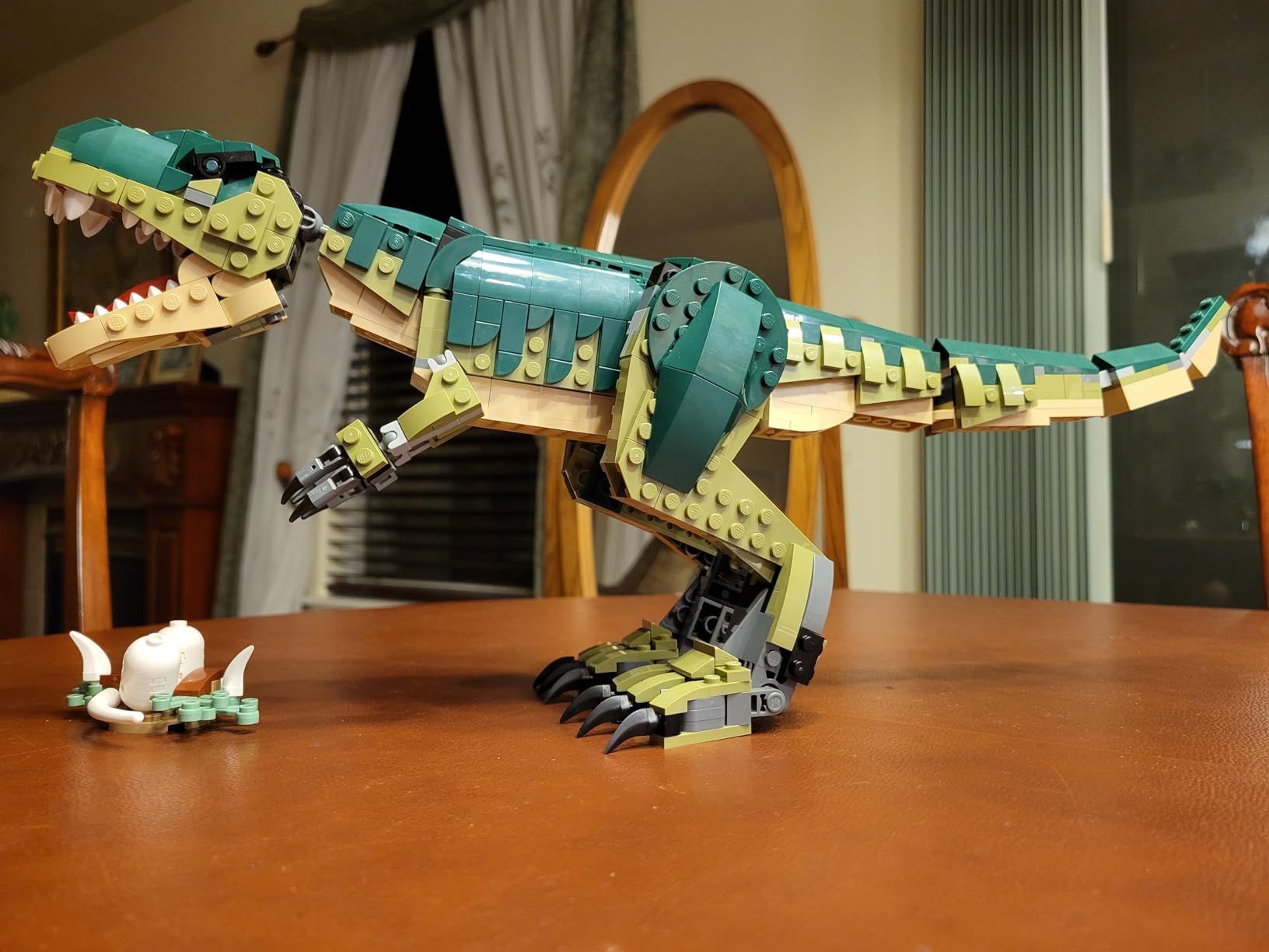 LEGO Creator 3 in 1 T Rex Toy - Dinosaur Toy Building Set for Kids, Boys & Girls, Ages 9+ - 3 Building Options, T-Rex to Triceratops to Pterodactyl - Gift Idea for Birthdays - 31151 customer photo 2