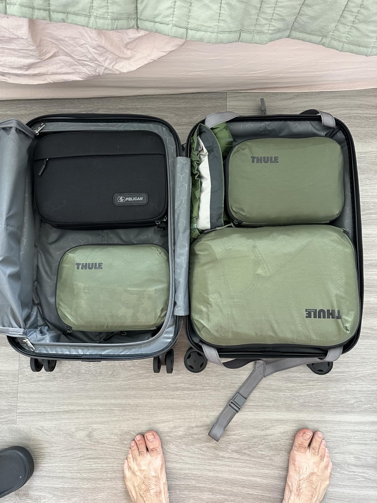 Thule Compression Cube Set, Pond Gray - Small/Medium Set with bluesign APPROVED 100D Ripstop Nylon customer photo 1