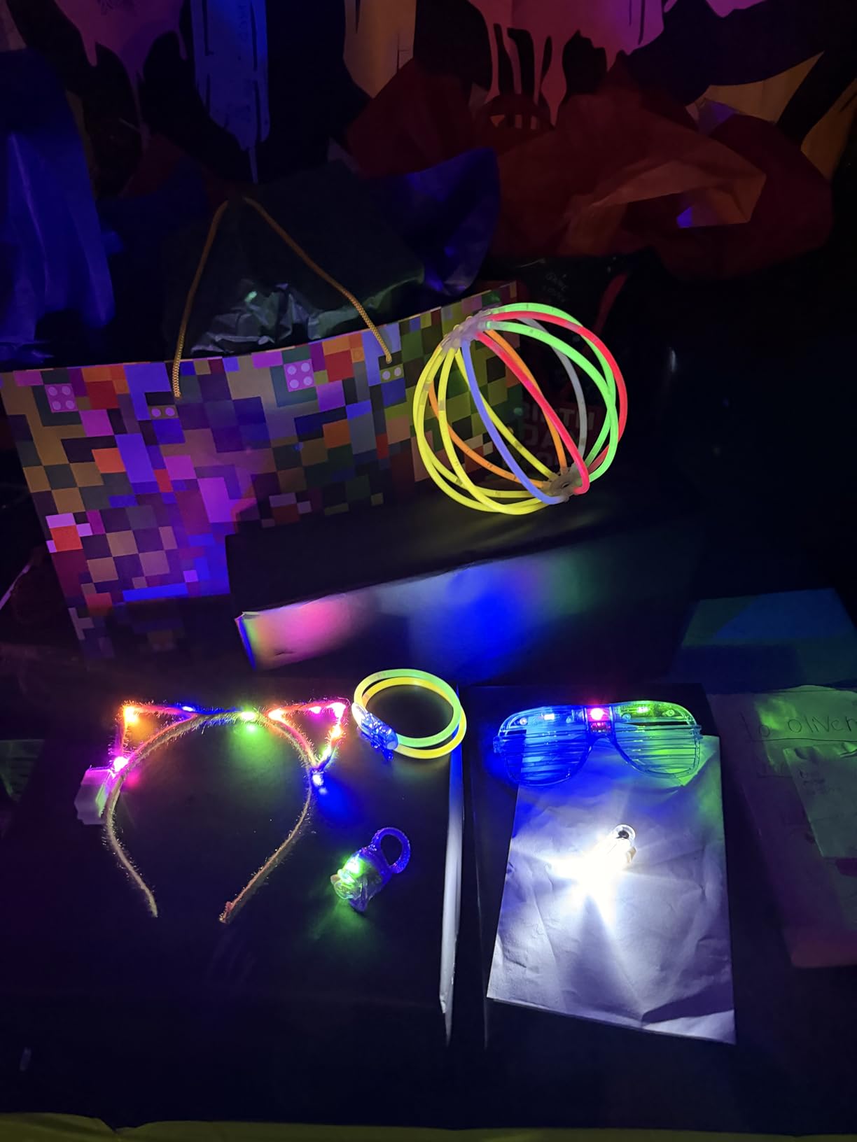TSDATOWR 150Pcs Glow in the Dark Party Supplies for Kids and Adults customer photo 1