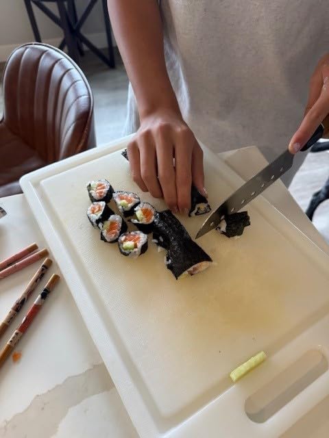 Alas Sushi Making Kit - Complete Sushi Making Kit for Beginners & Pros Sushi Makers, Perfect Sushi Making Kitchen Accessories Like Sushi Knife, 2 Sushi Mats, Rice Bazooka, Dipping Plate, & More (Black) customer photo 1