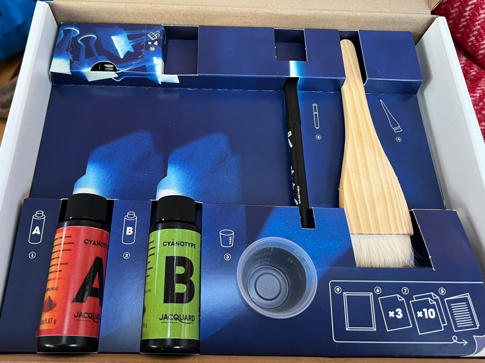 Jacquard Cyanotype Kit – Sun Printing Kit for Paper, Fabric and More, Complete Cyanotype Kit with Pre-Measured Chemicals, Easy-to-Use Cyanotype Chemicals for Cyanotype Fabric, Sunprint Kit Projects customer photo 1
