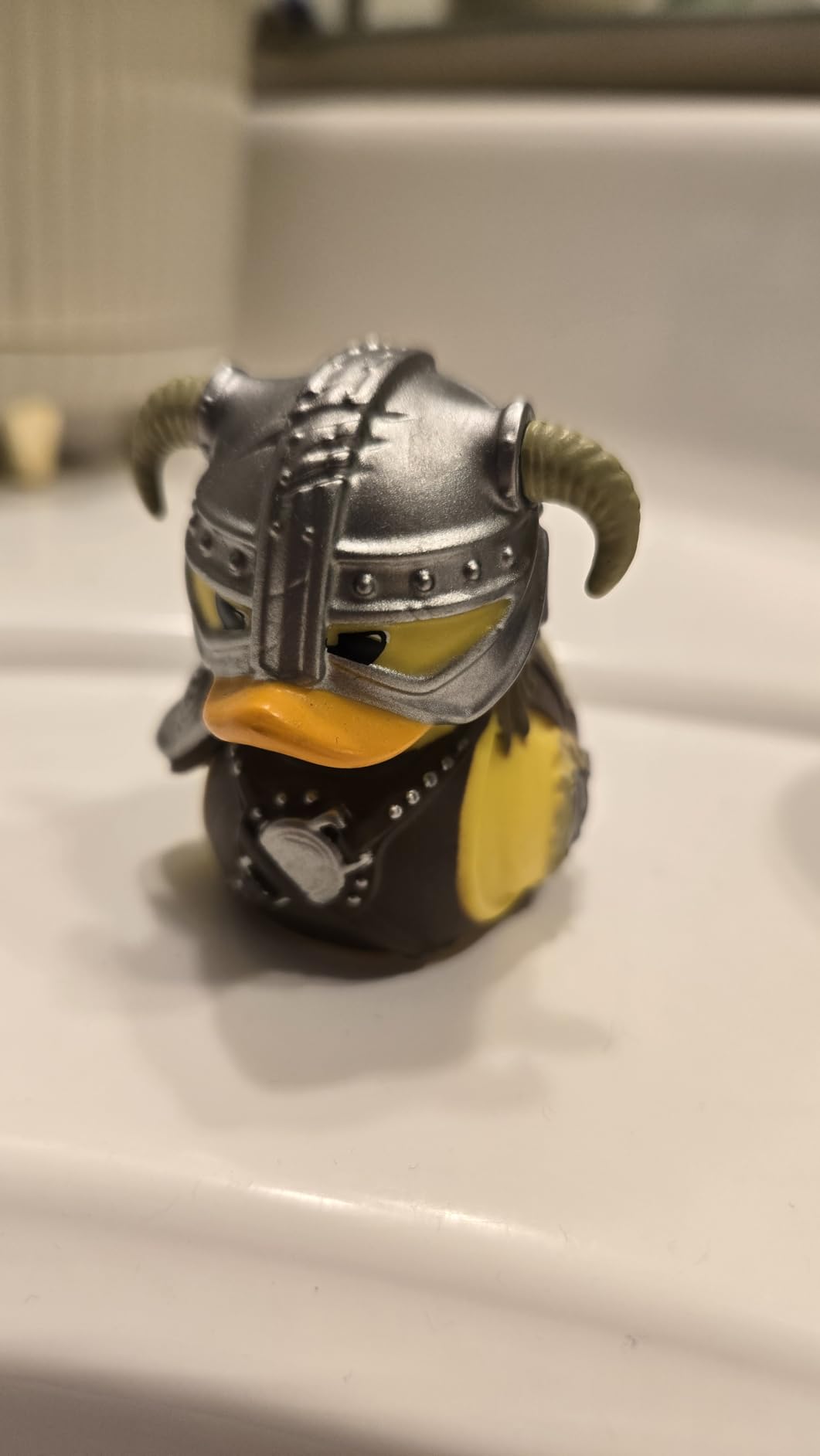 TUBBZ: Skyrim - Dovahkiin Dragonborn Mini Rubber Duck Collectible Toy 2
