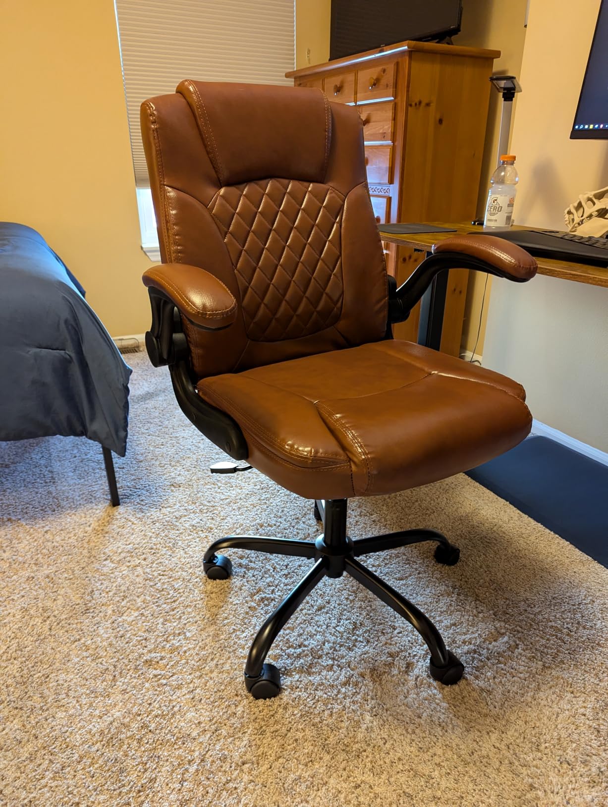 Leather Office Chair, PU Home Computer Desk Chairs with Ergonomic Back Support, 360°Swivel Free,Small Gmaing Chair with Wheels and Adjustable Armrests, for Short People Use, Black customer photo 2