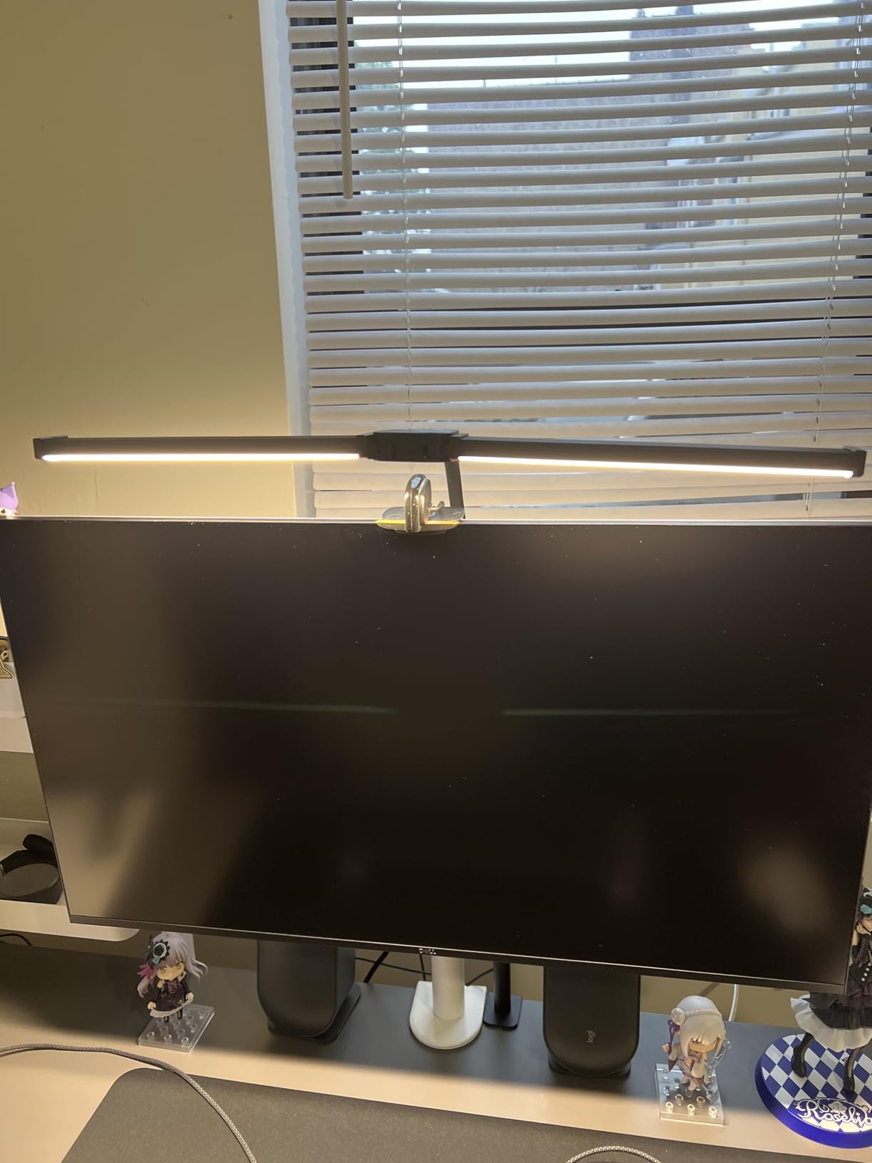Motumen Led Desk Lamp for Home Office, Eye-Care Desk Light Clamp, Black customer photo 1