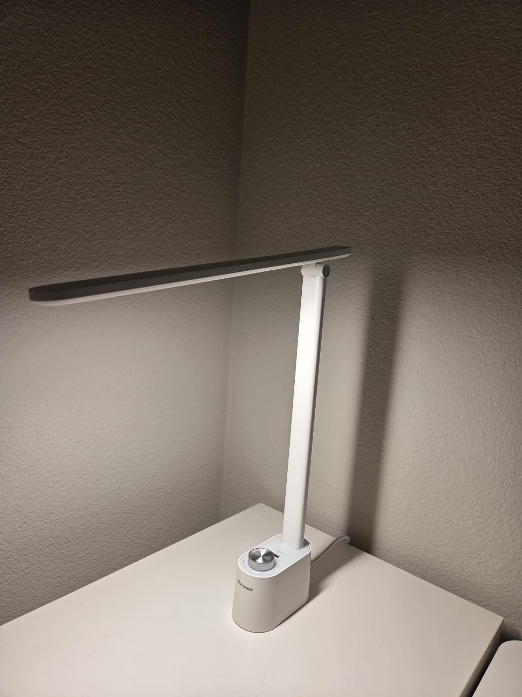 Honeywell H01 Pro Sunturalux Compact LED Desk Lamp Full Spectrum customer photo 2