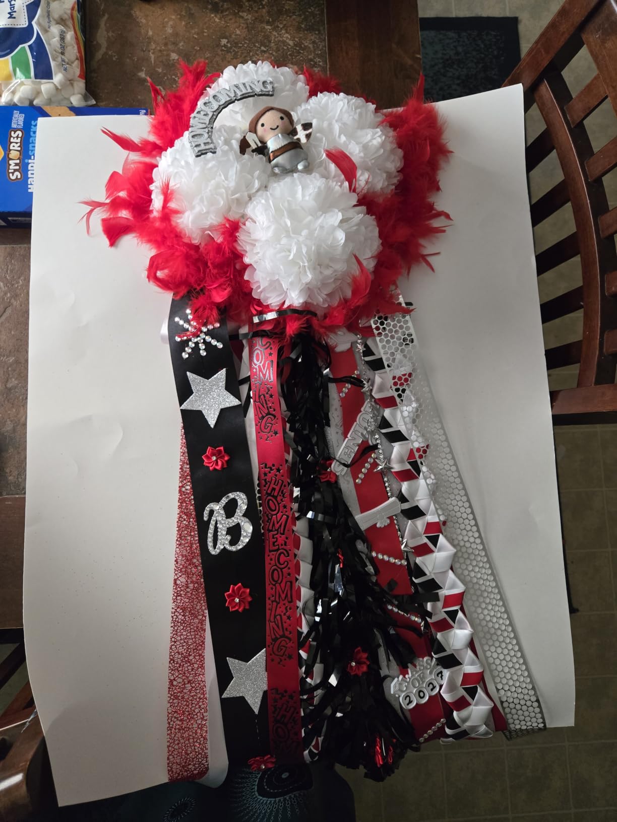 Knitgrip 3 Pcs Black and Silver Homecoming Mum Flowers, 6.5