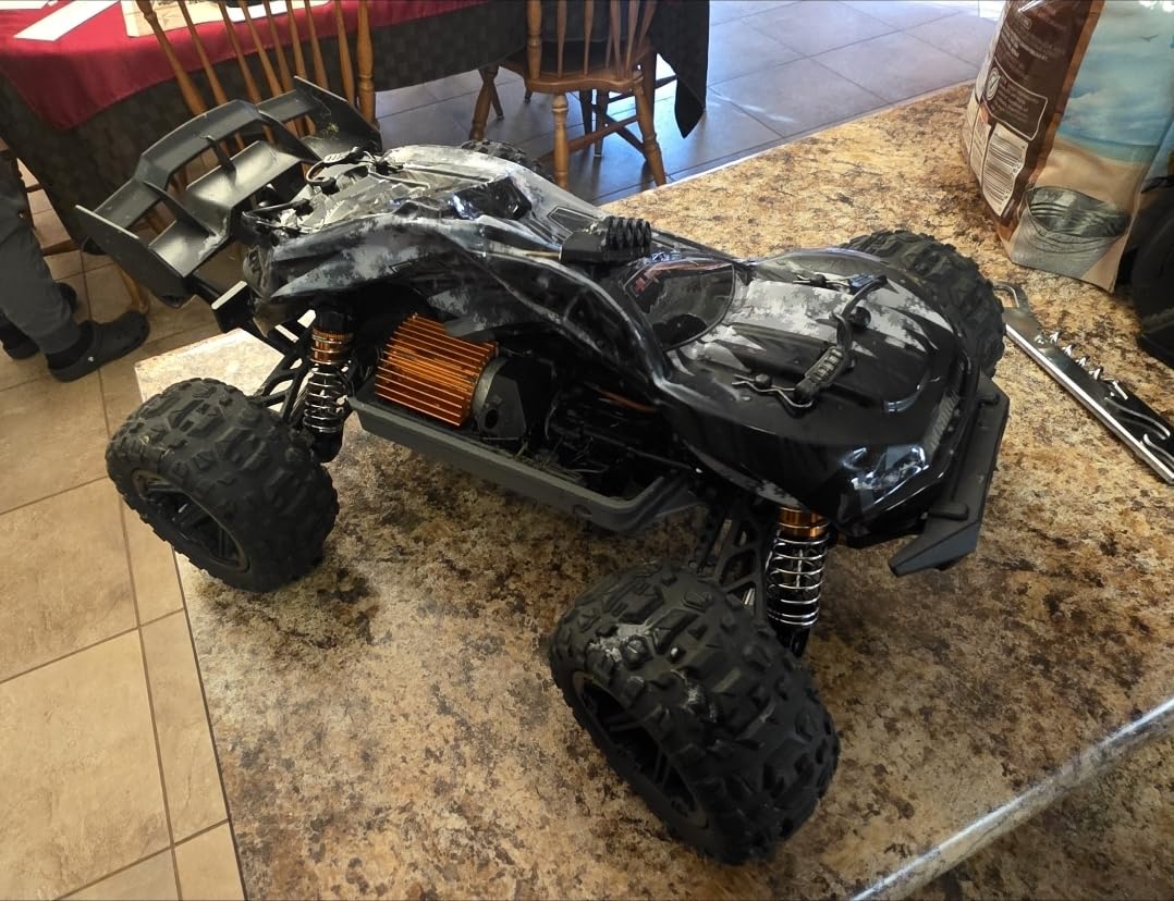 X-TMAGA 1:14 All Terrain RC Cars, 4WD Off-Road Remote Control Car (HS14323) customer photo 2
