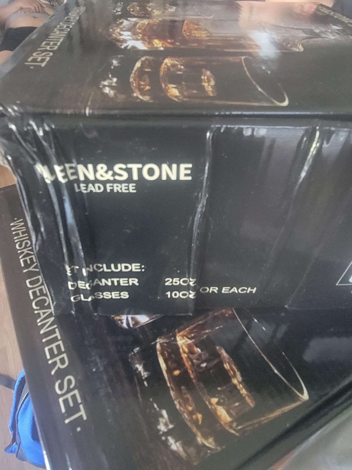 Square 25Oz Whiskey Liquor Decanter Set With 2 Glasses in Box customer photo 2