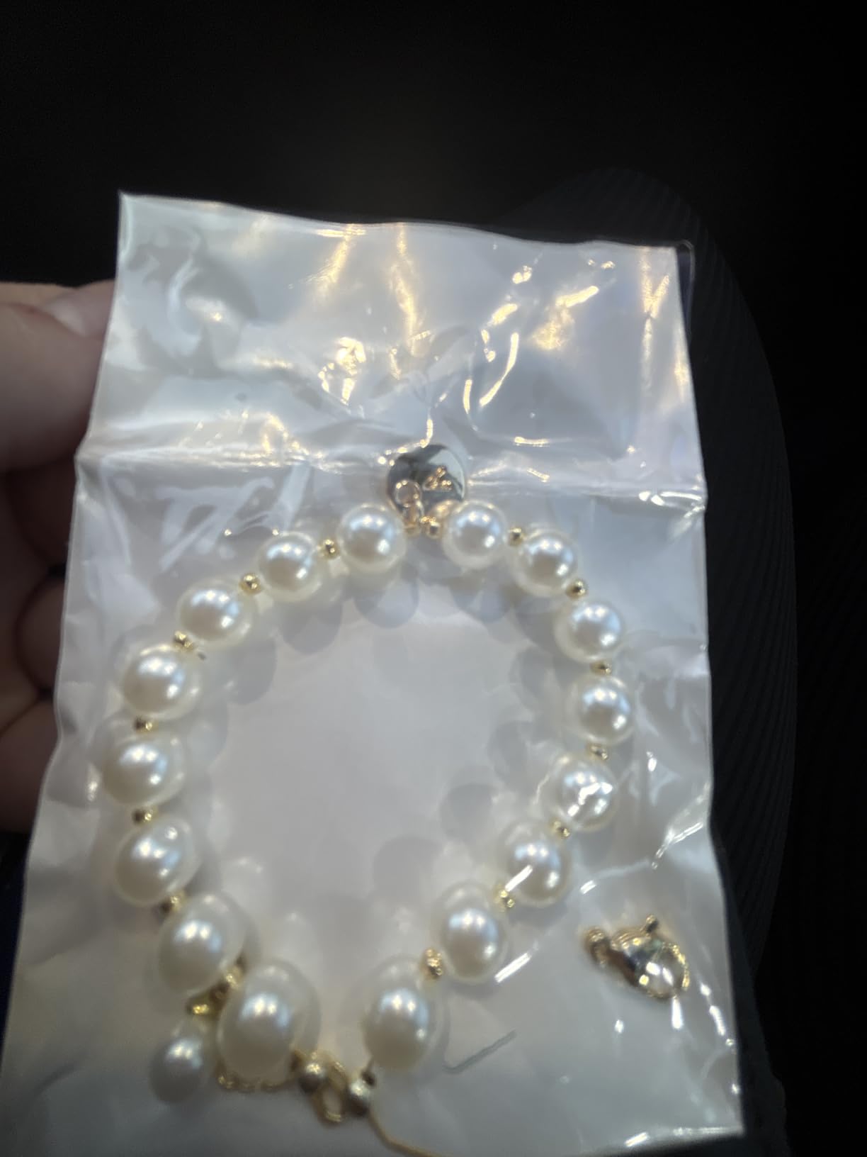 Initial Pearl Bracelet Flower Girl Bracelet Proposal Gifts for Girls, Dainty Gold Pearl Bracelets with Letter A-Z Personalized Name Jewelry Birthday Christmas Wedding Party Gift for Her customer photo 1