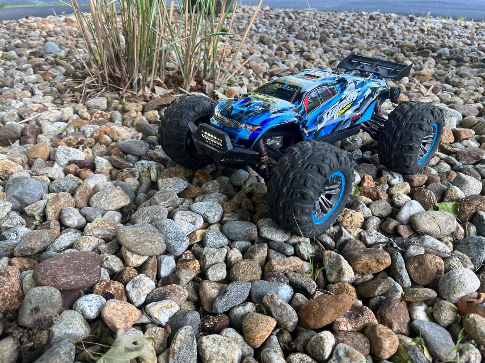 Hosim 1/10 Off Road RC Cars Fast 68KM/H, RTR Brushless RC Car for Adults customer photo 2