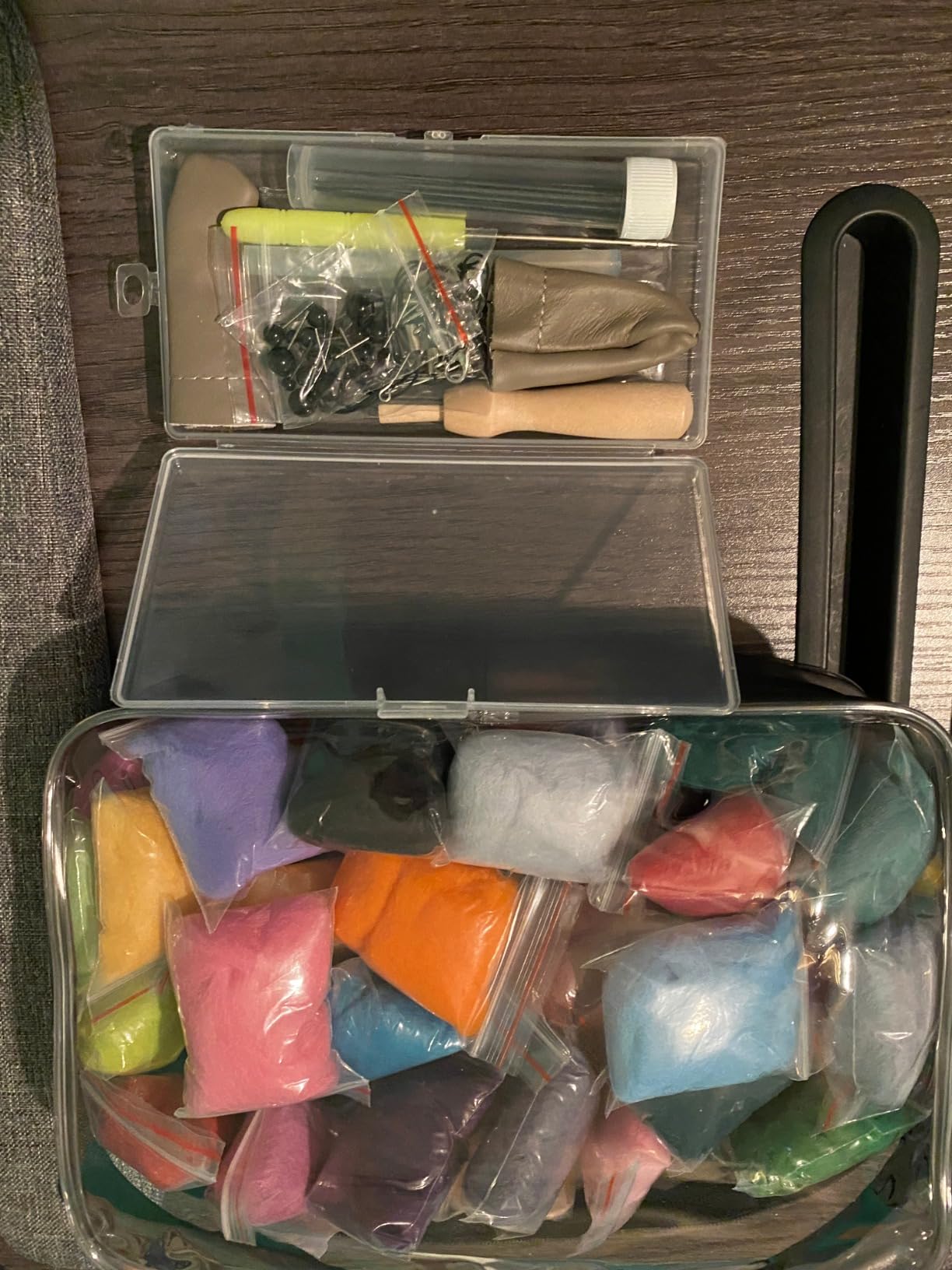 SOCNITC 70 Colors Needle Felting Kits Needle Felting Supplies with Tools customer photo 2