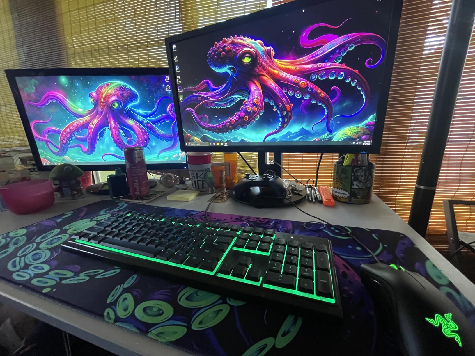 Octopus Desk Mat Gaming Mouse Pad Neon Cthulhu Monster Cool XL Mouse Pad Large Mousepad Extended Laptop Keyboard Mat Gaming Desk Pad Mouse Mat Office Computer Keyboard Laptop Home 31.5
