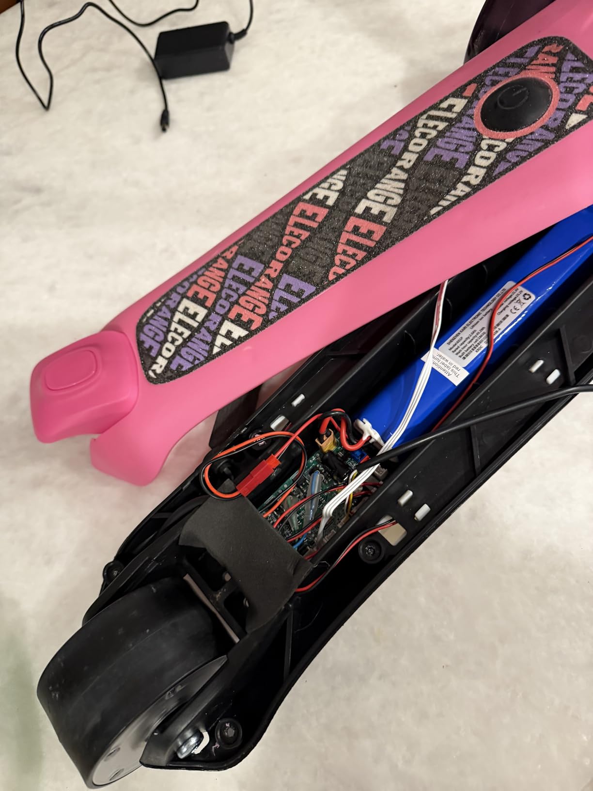 Elecorange T200/T500 Balance Electric Scooter for Kids Age 4-9, 2 Types Front Wheels, Electric Horn, Full Body Lights Up, Wide Deck, 5Mph Safe Speed, 70min Riding, Foldable Kick Scooter Boys & Girl customer photo 1
