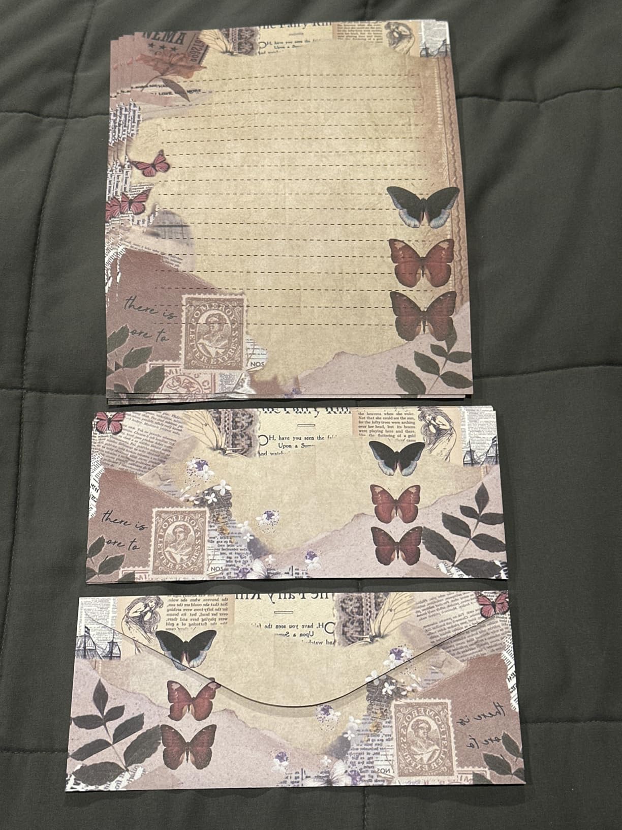 TaoBary 160 Pcs Woodland Animal Stationery Paper and Envelopes Set | 5.5 x 8.25'' Letter Writing Kit, 50 Double Sided Stationery Writing Papers 50 Matching Envelopes 60 Round Dot Sticker customer photo 1