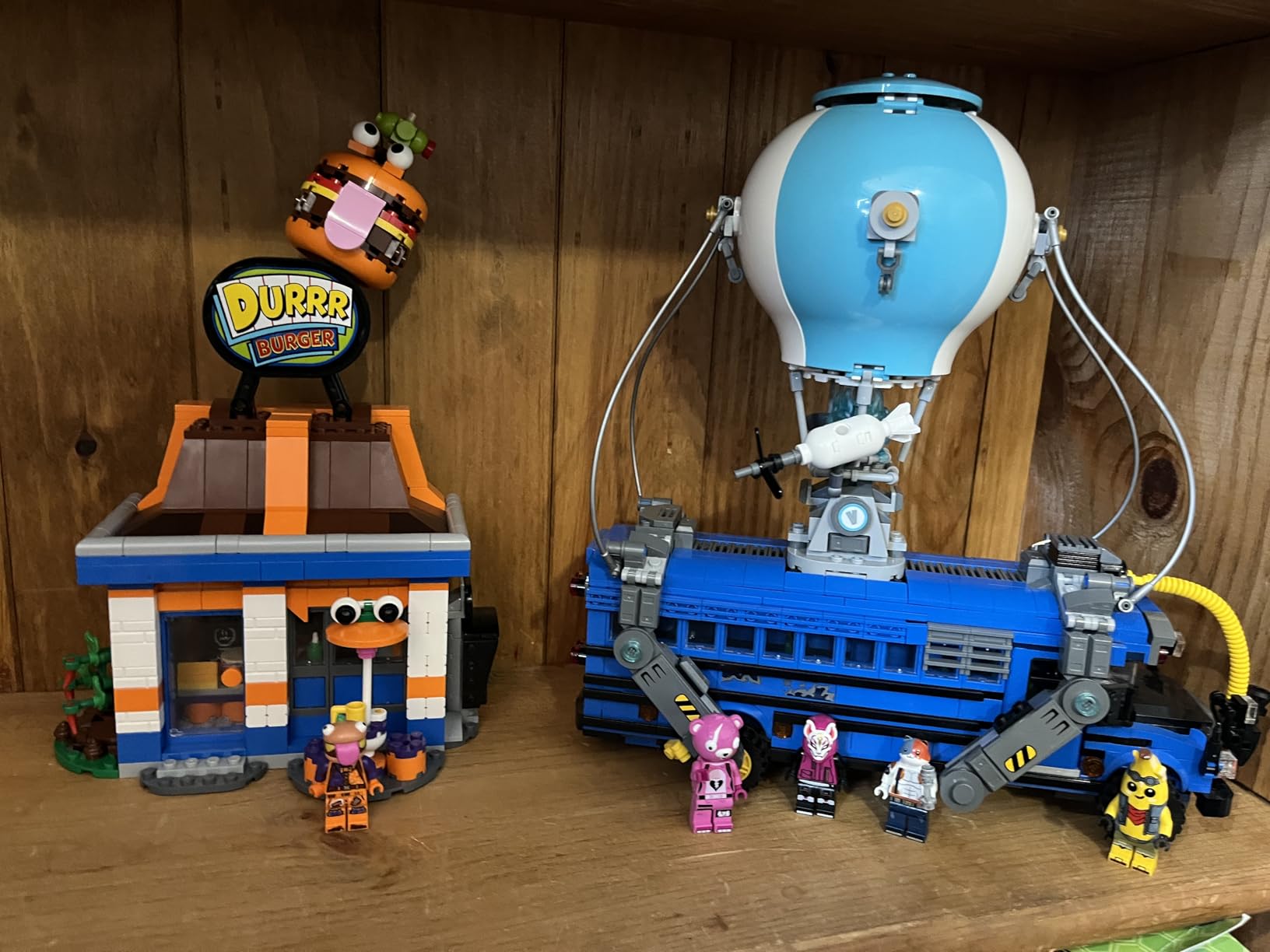 LEGO Fortnite Battle Bus Building Toy - Collectible Fortnite Toy for Kids, Boys & Girls, Ages 10+ - Pretend Play Set with 9 Minifigures from Video Game - Gift for Birthdays - 77073 customer photo 1