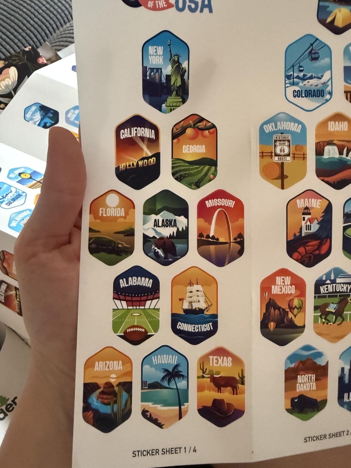LET'S WANDER Lets Wander 50 States Water Bottle with Waterproof Stickers - 32oz Leakproof Insulated Stainless Steel with Straw - States of the USA Gift Bottle (Black) customer photo 1