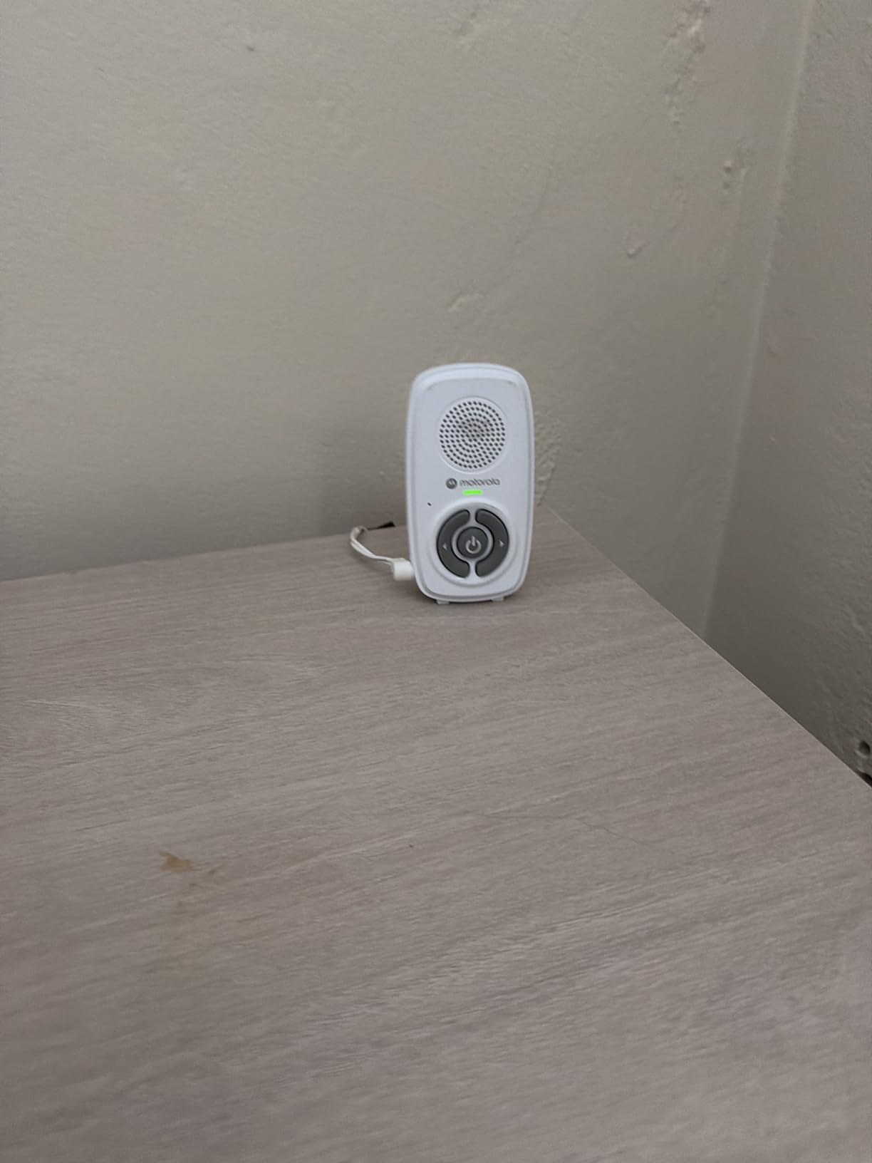 Motorola Nursery Audio Baby Monitor, No WiFi, Long Range 1000 ft, Volume Control, DECT Private Connection, Cry Detection, Portable Battery Parent Unit, Ideal for Safe Monitoring, No App, AM21 customer photo 1