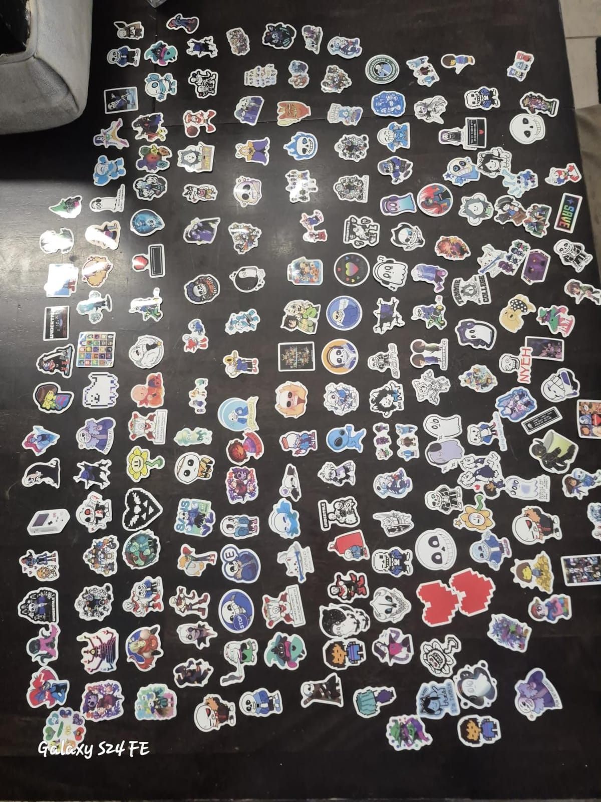 200Pcs GMVAESKY Undertale Stickers - Waterproof Vinyl Cute Stickers for Water Bottles, Laptops, DIY Decoration, Scrapbooks, Skateboards, Phones, Halloween, Christmas, Parties customer photo 1
