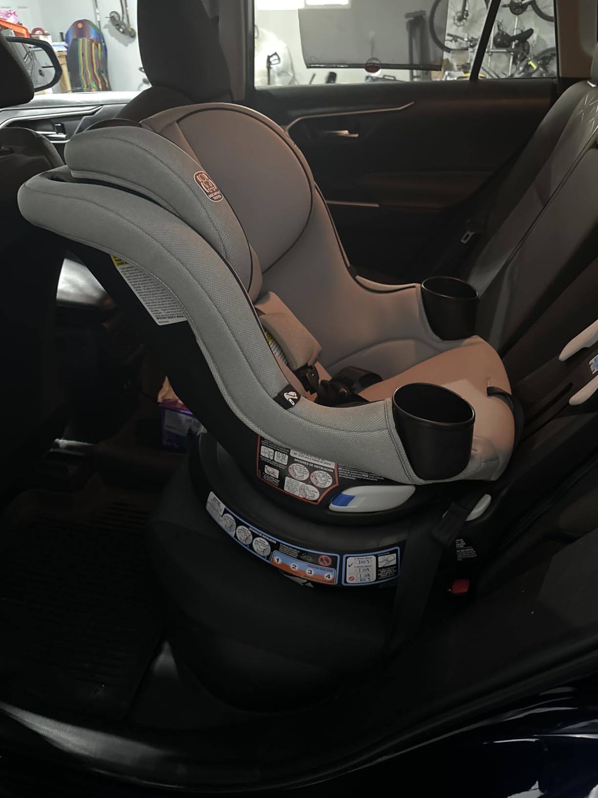 Graco EasyTurn 360 2-in-1 Rotating Convertible Car Seat, Cyran customer photo 1