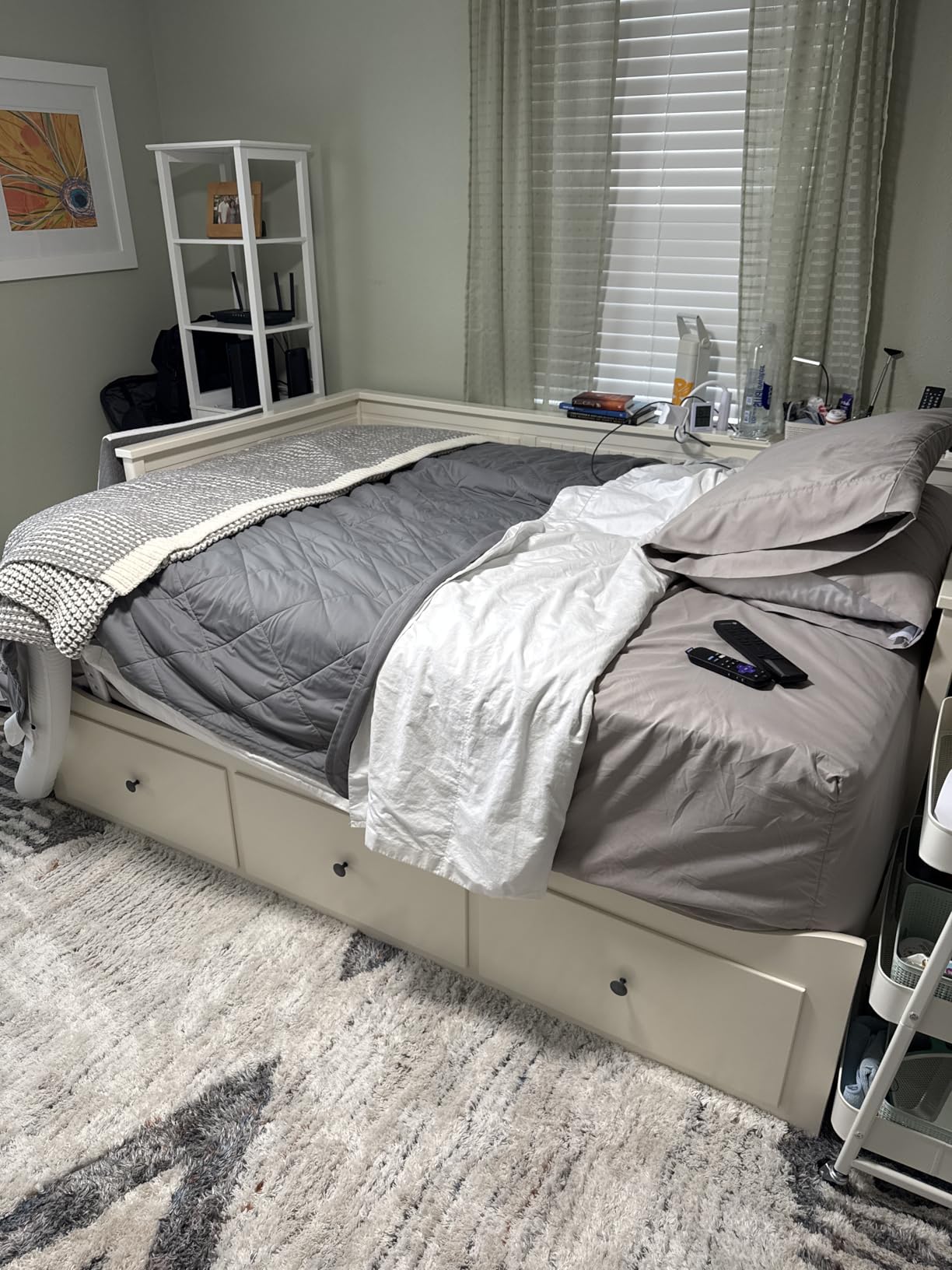 Cozy Bliss Cooling Blanket for Hot Sleepers Queen Size, Q-Max 0.45 Cooling Comfort, Cold Blankets for Night Sweats Sleeping, Ultra-Cool Lightweight Breathable Blanket for Bed, Glacial Grey customer photo 2