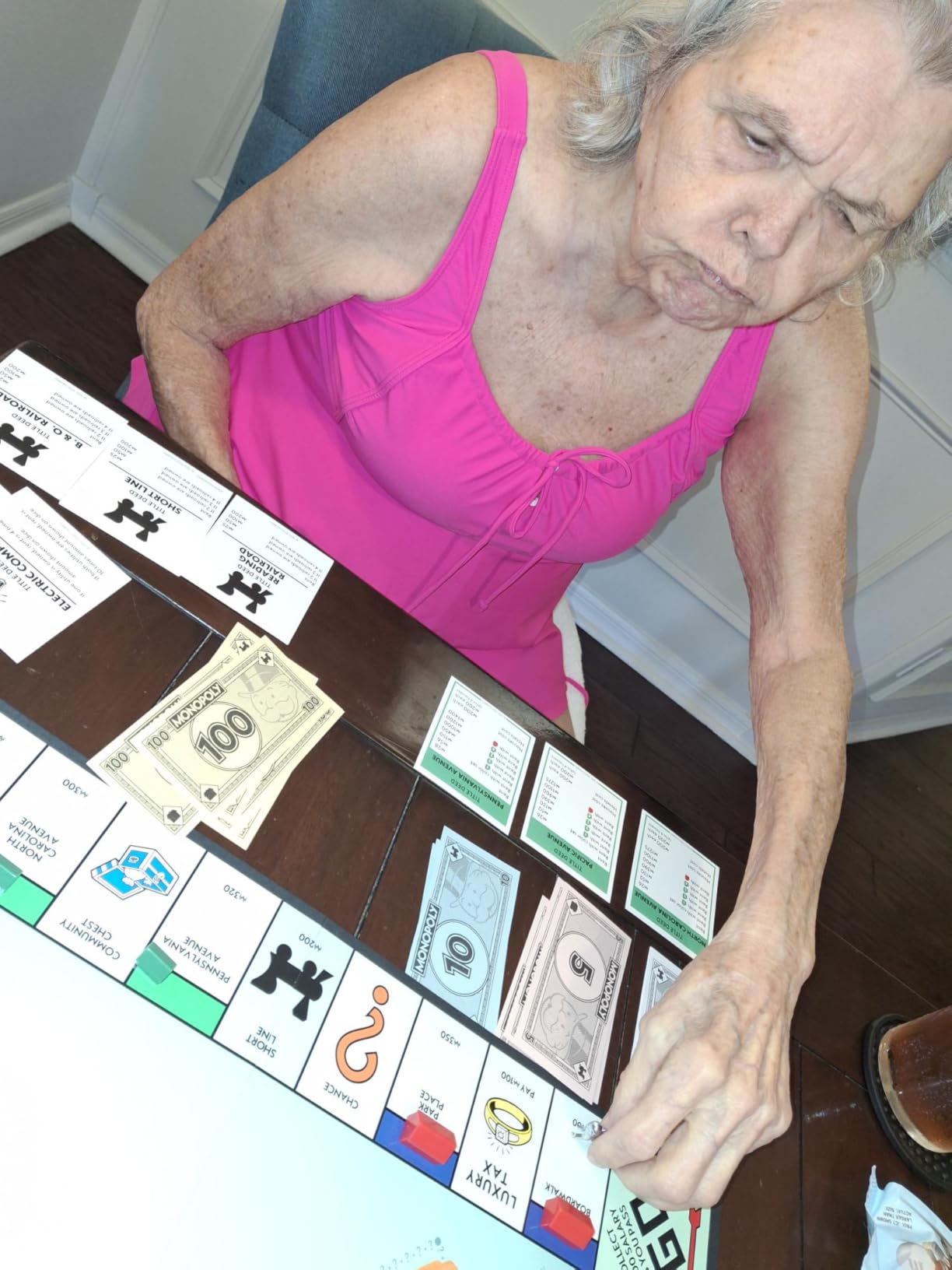 Monopoly Board Game | Classic Game with Storage Tray and Larger Tokens | Ages 8+ | 2 to 6 Players | Family Games for Kids and Adults | Kids Gifts customer photo 1