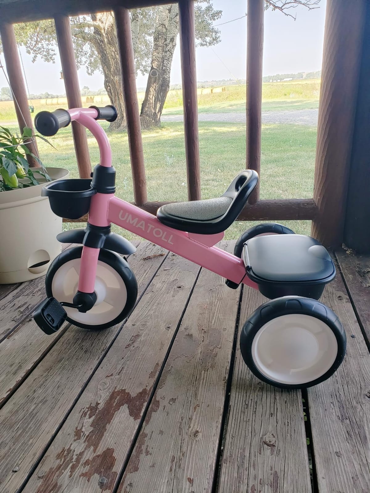 Umatoll Tricycle for Toddlers 2-5 Year Old, Birthday Gift for Boy Girl 2-4, Adjustable Toddler Bike Outdoor Toys, Trike with Light up Wheels customer photo 1