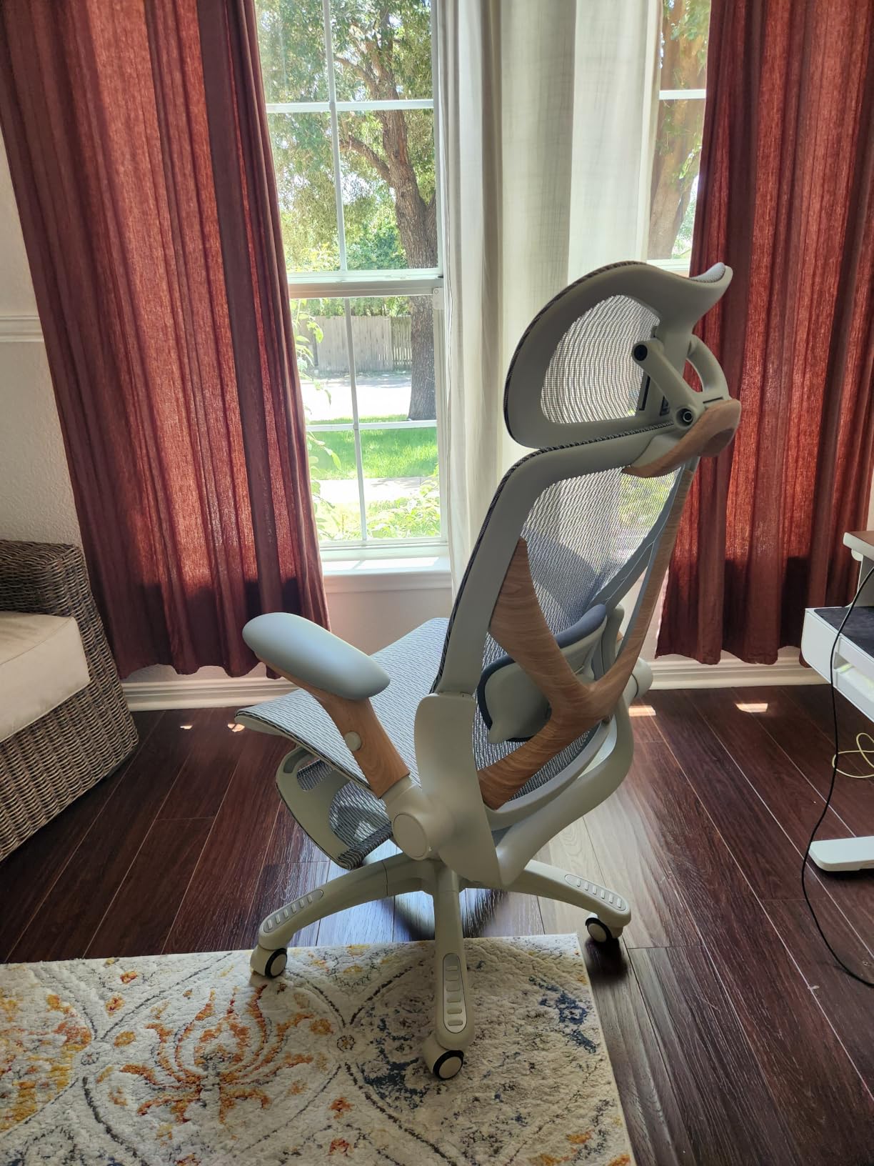 ELABEST X100 Ergonomic Mesh Office Chair with Footrest, Big and Tall Hone Desk Chair with 5D Flip-Up Arms, Adjustable 3D Lumbar Support,Gaming & Executive Computer Chairs customer photo 2
