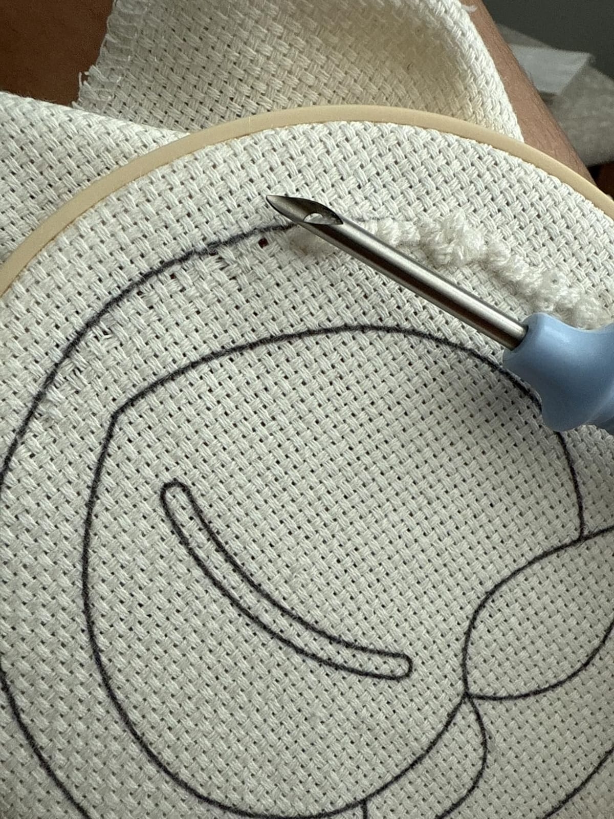 yuegool 6PCS Punch Needle Coaster Kit, Easy DIY Embroidery Set for Beginners, Kids & Adults with Patterns, Tools, Yarns, Hoop, Instructions & Coaster Holder customer photo 2