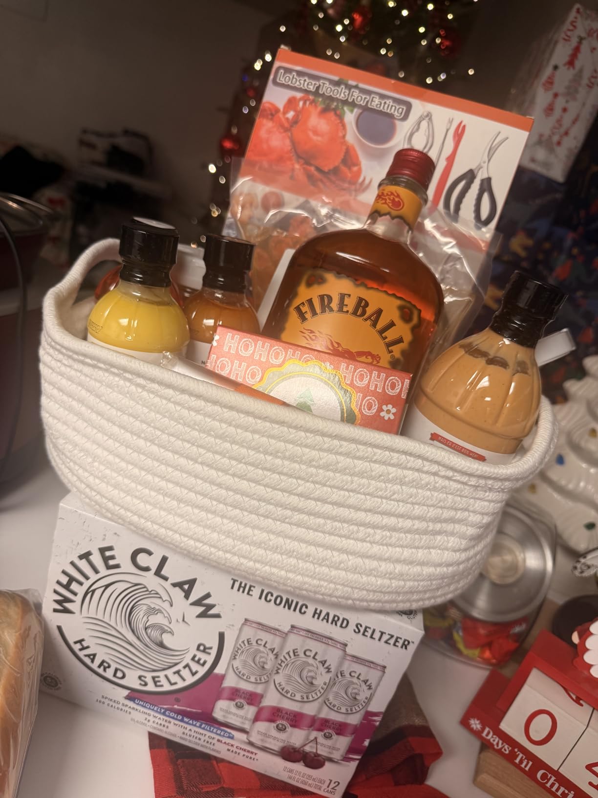 OIAHOMY Woven Basket, Gift Basket Empty with Gift Bags and Ribbons, Rope Baskets for Baby Showers, Storage Baskets with Handles for Nursery, Pet Toy Organizer - Brown & White customer photo 1