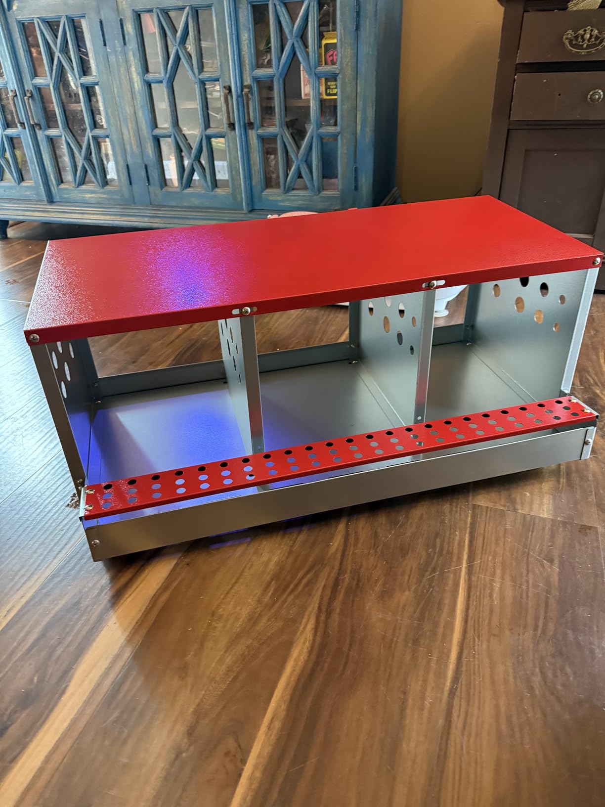 6-Compartment Roll Away Chicken Nesting Box for Hens, 32.6 Inch customer photo 2