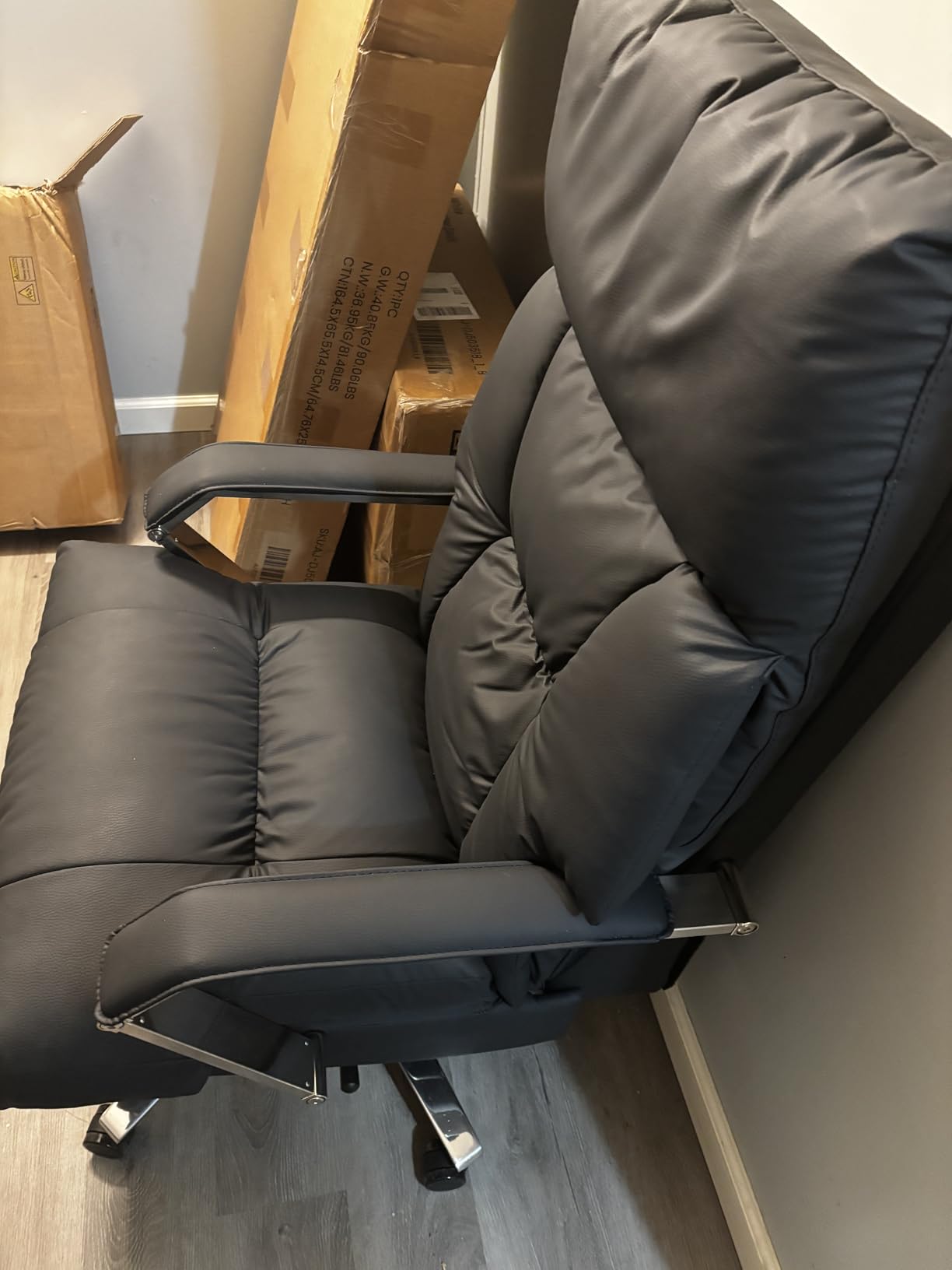 OKUP M76 Reclining Office Chair with Footrest, 160° Recline, Leather, Cream customer photo 2