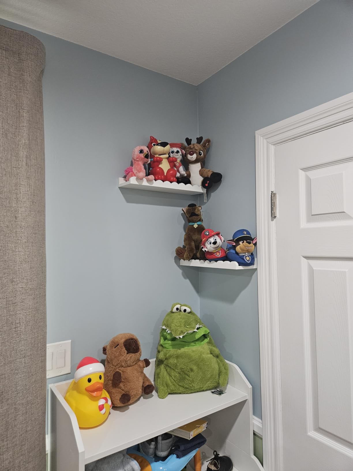 White Scalloped Nursery Shelves for Wall, 4-Pack Floating Book Shelves for Kids Room, Wall Mounted Kids Bookshelves for Bedroom, Playroom, Book and Decor Display customer photo 1
