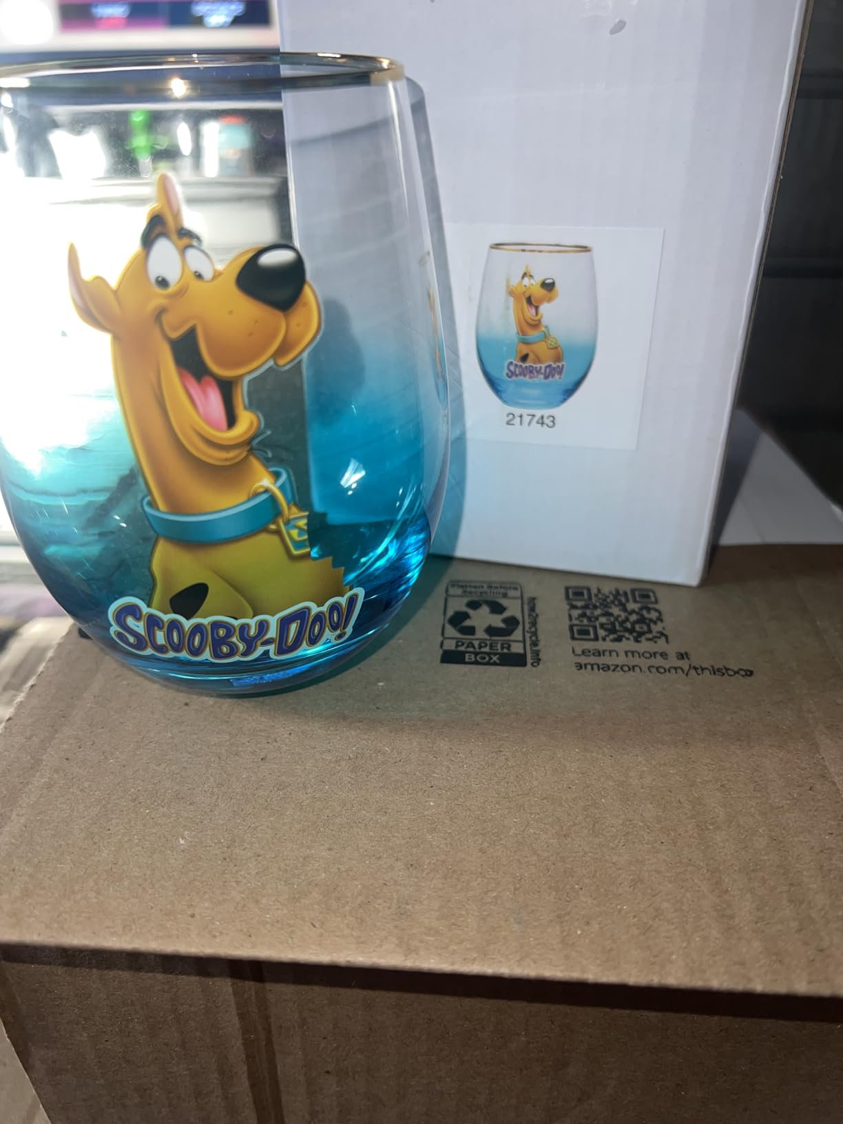 Spoontiques Stemless Wine Glass, 20oz - Lidless Drink Tumbler for Cold Beverages - Scooby Doo customer photo 2