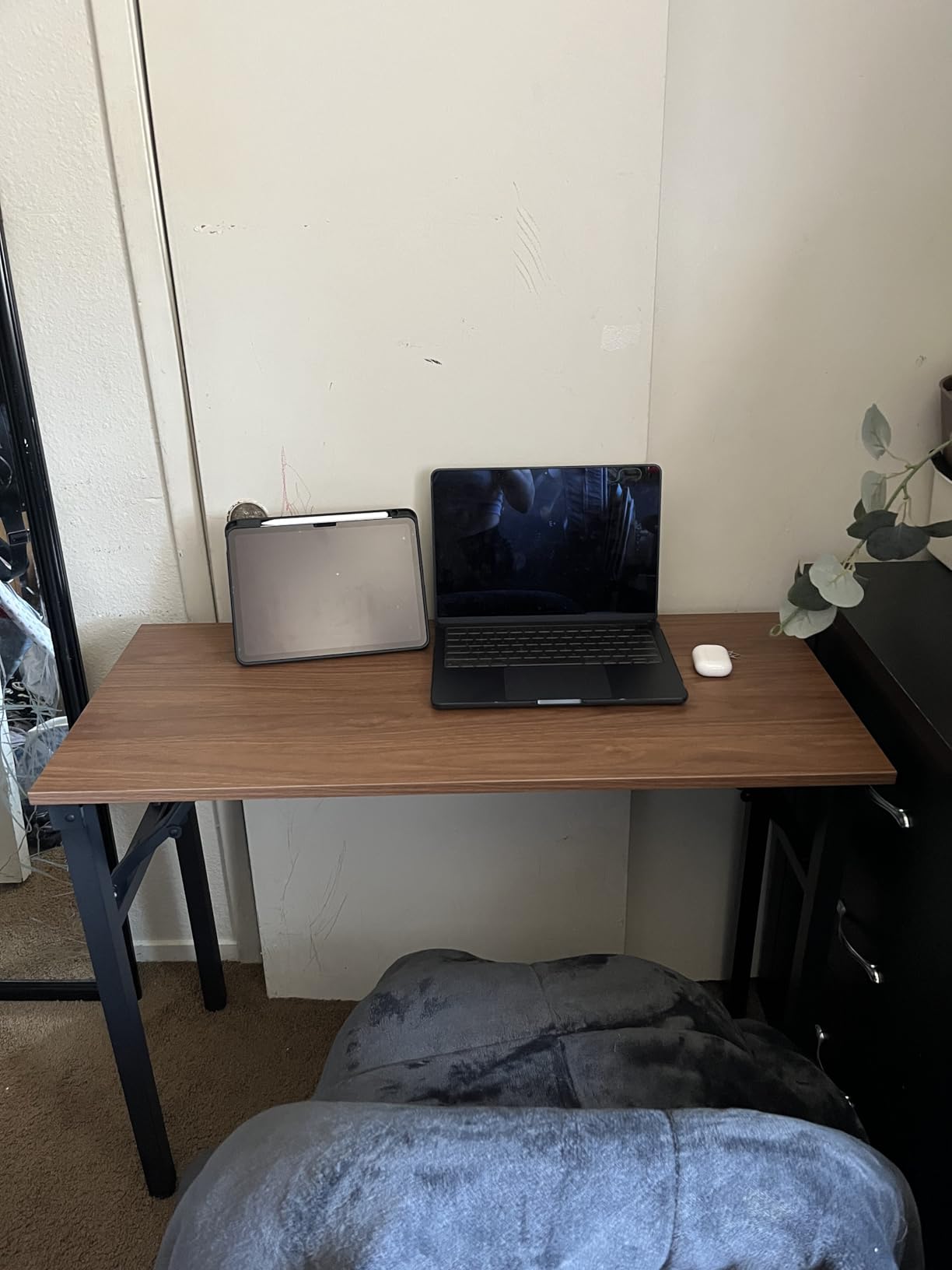 Frylr Small Folding Computer Desk – Portable 35.8 Inch Foldable Laptop Table, No-Assembly, Collapsible and Compact for Easy Storage, Lightweight for Small Spaces, Craft and Study Use, Dark Walnut customer photo 1