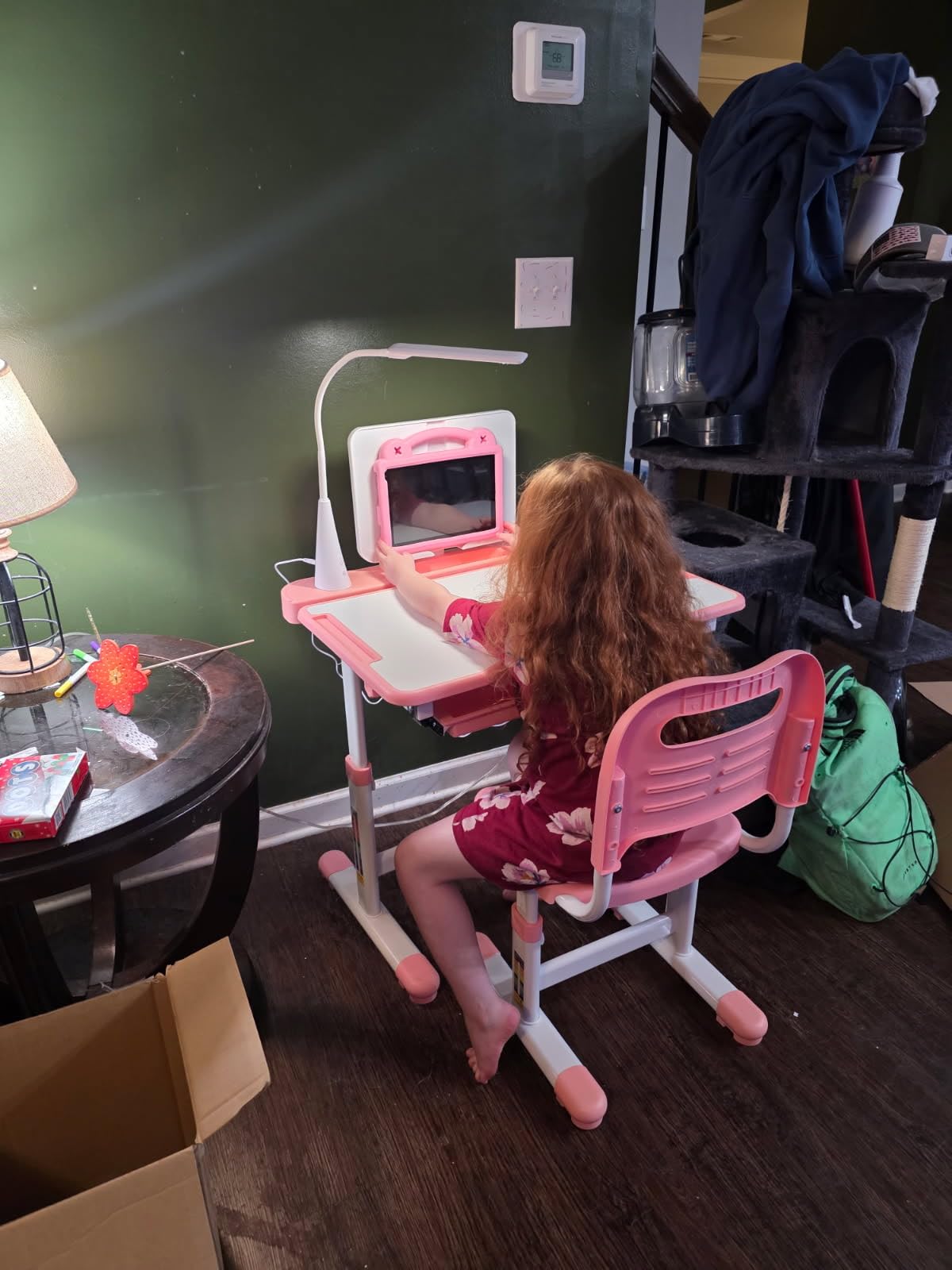VEVOR Kids Study Chair and Desk Set, Study Desk and Chair for Kids with Table Lamp, Adjustable Height & 0-40° Tilted Desktop, Children Table for Bedroom, Blue customer photo 2