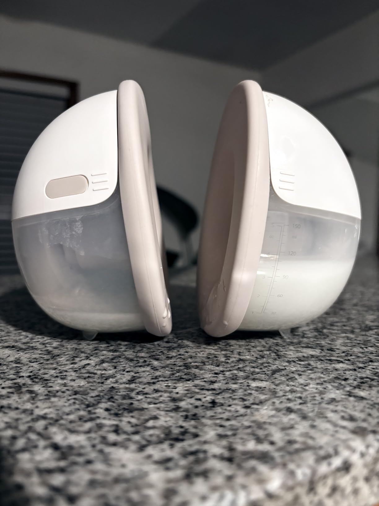 eufy Heated Wearable Breast Pump E20, Hands-Free, App Control customer photo 1
