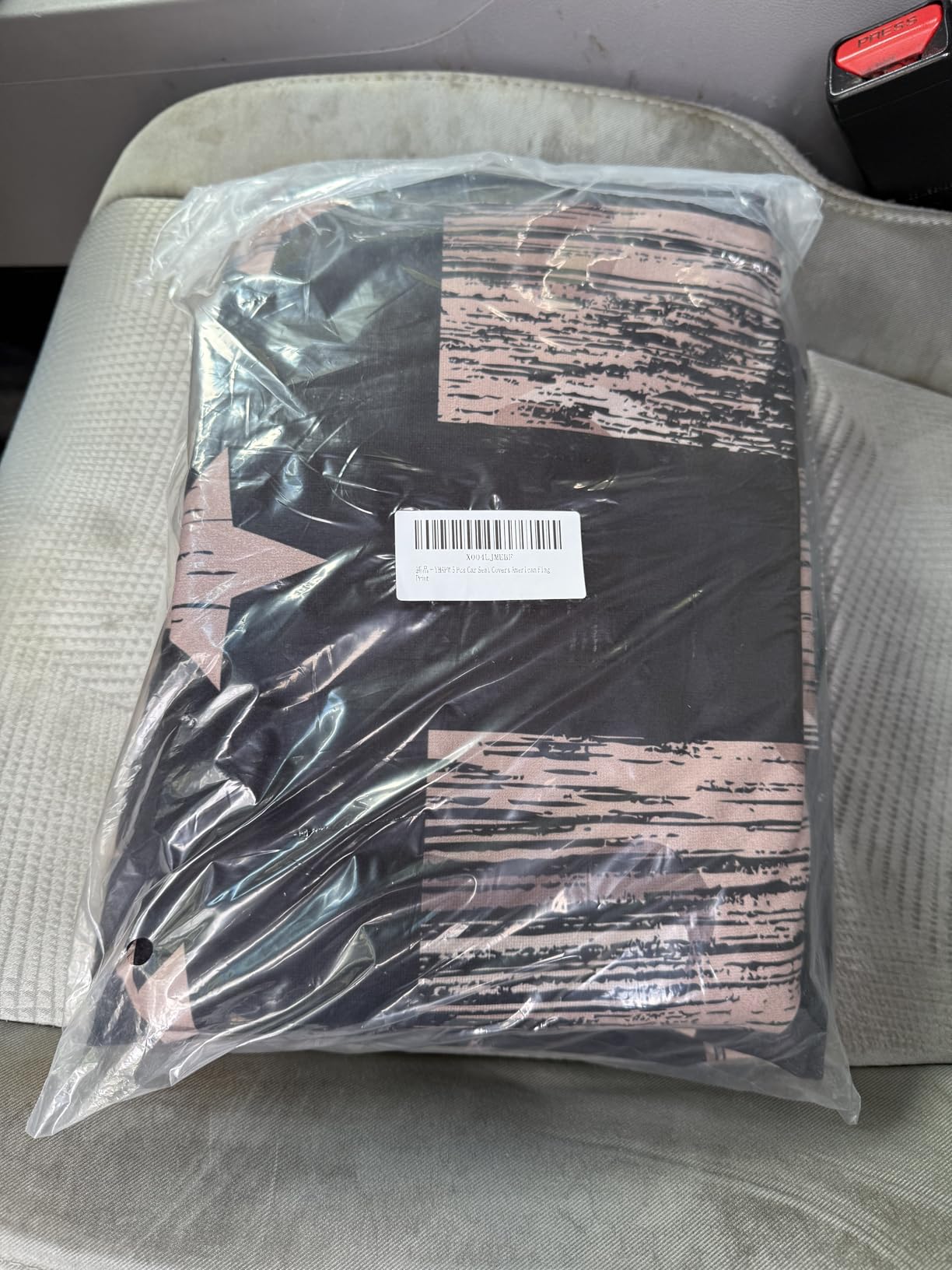 5 Pcs Premium Flamingo Car Seat Cover, Breathable & Washable Car Seat Covers Full Sets, Fashionable Printed Seat Covers for Cars Interior, Universal Fit for Most Cars, Sedan, Truck, SUV customer photo 1