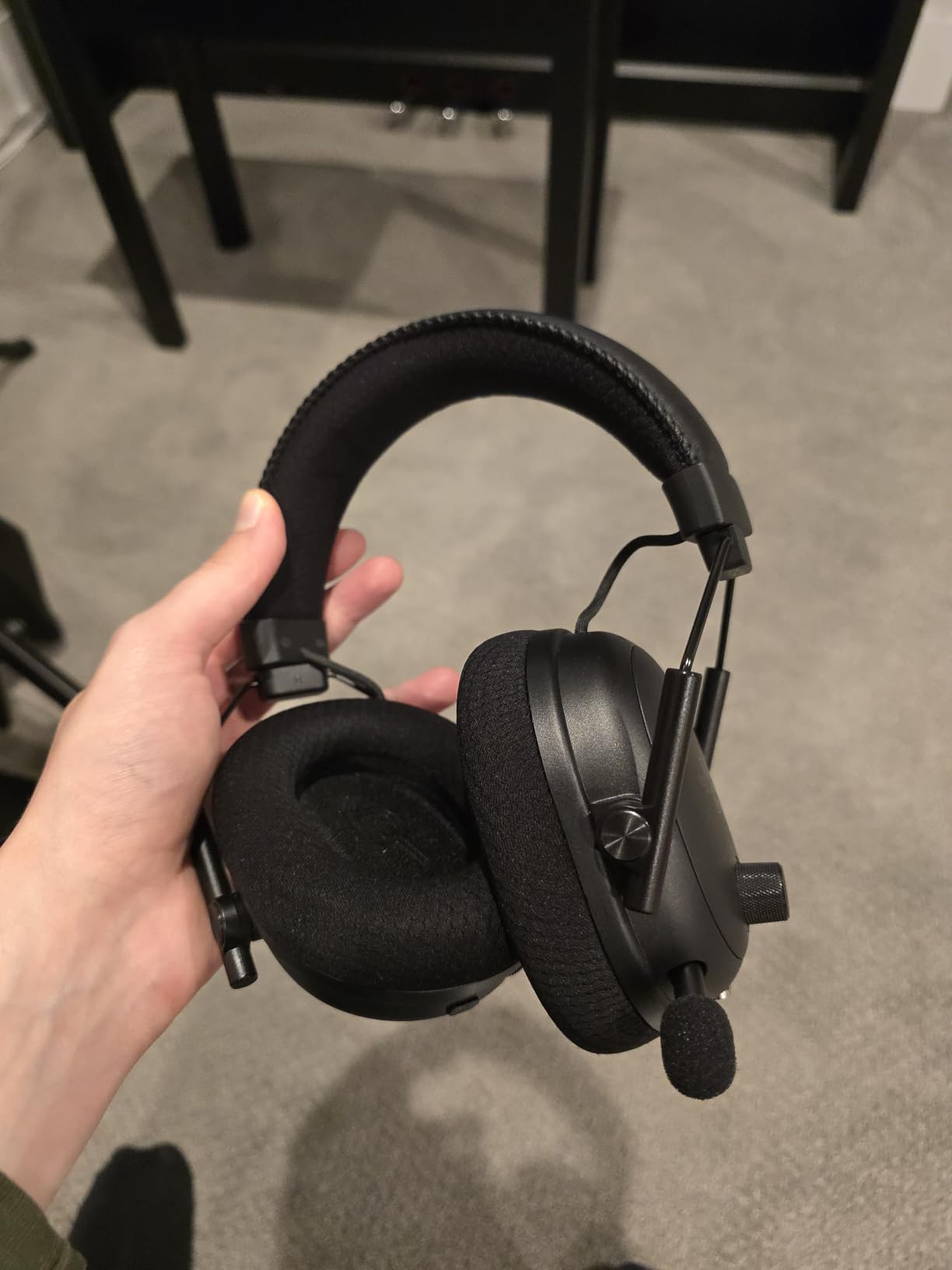 Razer BlackShark V3 Pro Wireless ANC Gaming Headset for PC, Black customer photo 1