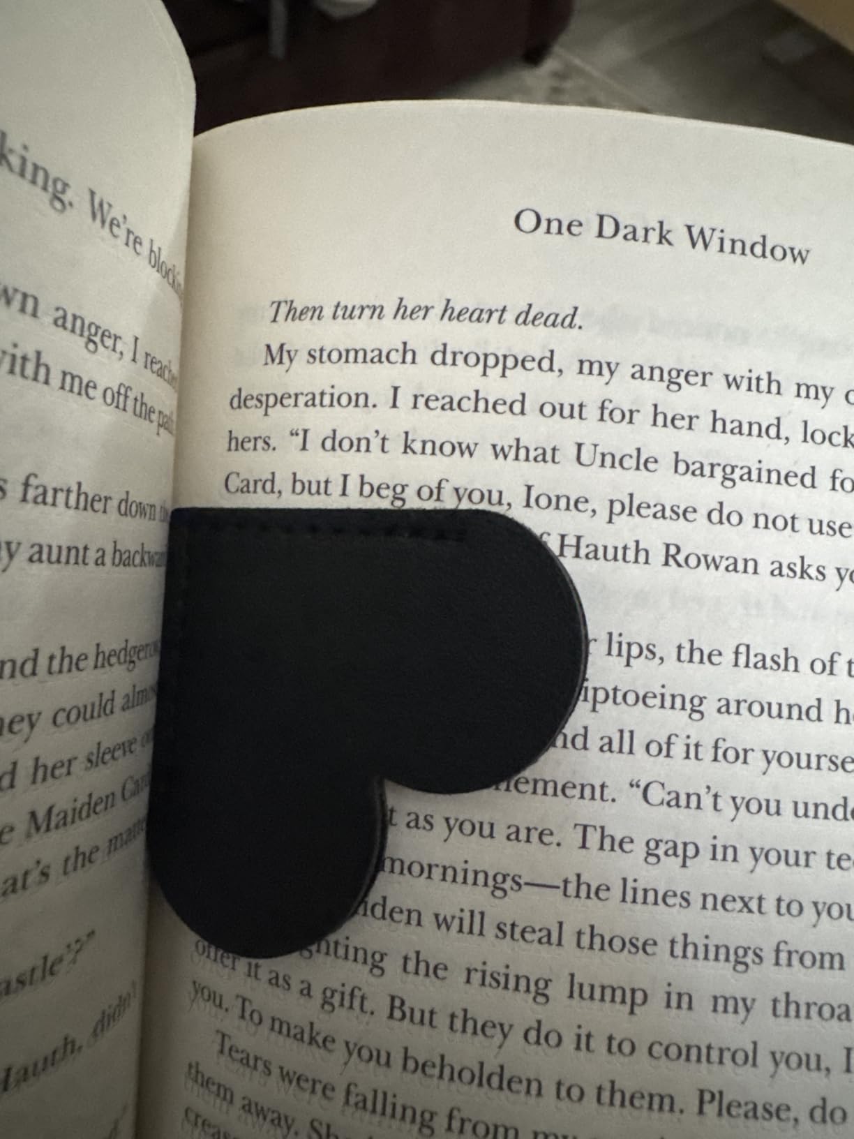 Yuoyar 30 Packs Leather Heart Bookmarks for Book Lovers, Cute Gifts (Solid Color) customer photo 2