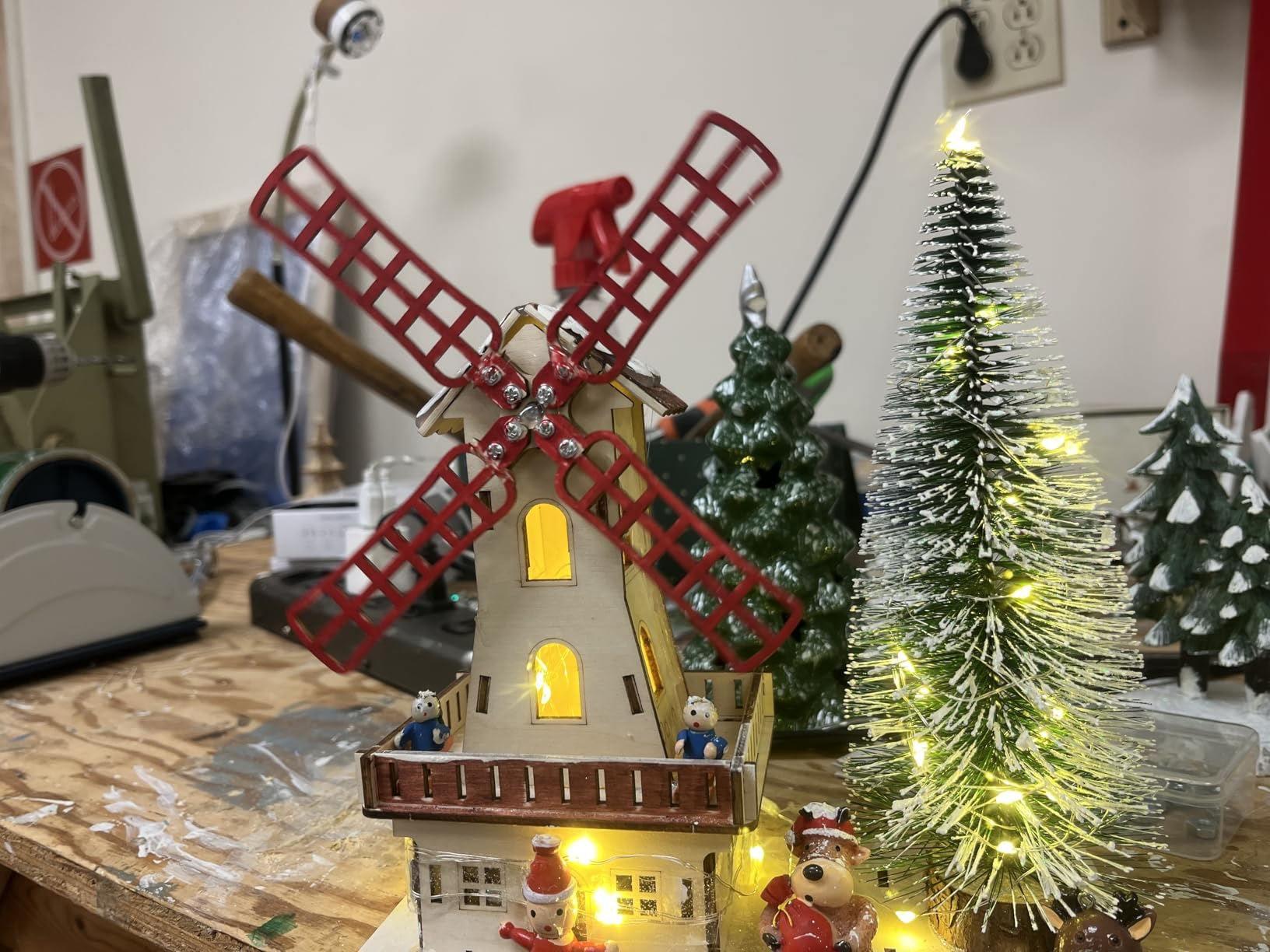 Solar‑Powered 3D Wooden Puzzle Kit,DIY Dutch Windmill House Model Building Toy,STEM Educational Science Craft for Kids 8‑15 and Adults,Hands‑On Creative Project,Made of Basswood,Safe and Sturdy customer photo 1