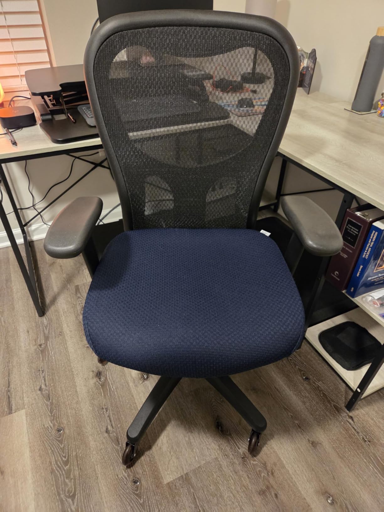 Tempur-Pedic TP9000C Mesh Swivel Task Chair with Tempur Material, Cooling Gel Layer, Adjustable Armrests, and Lumbar Support, Navy customer photo 1