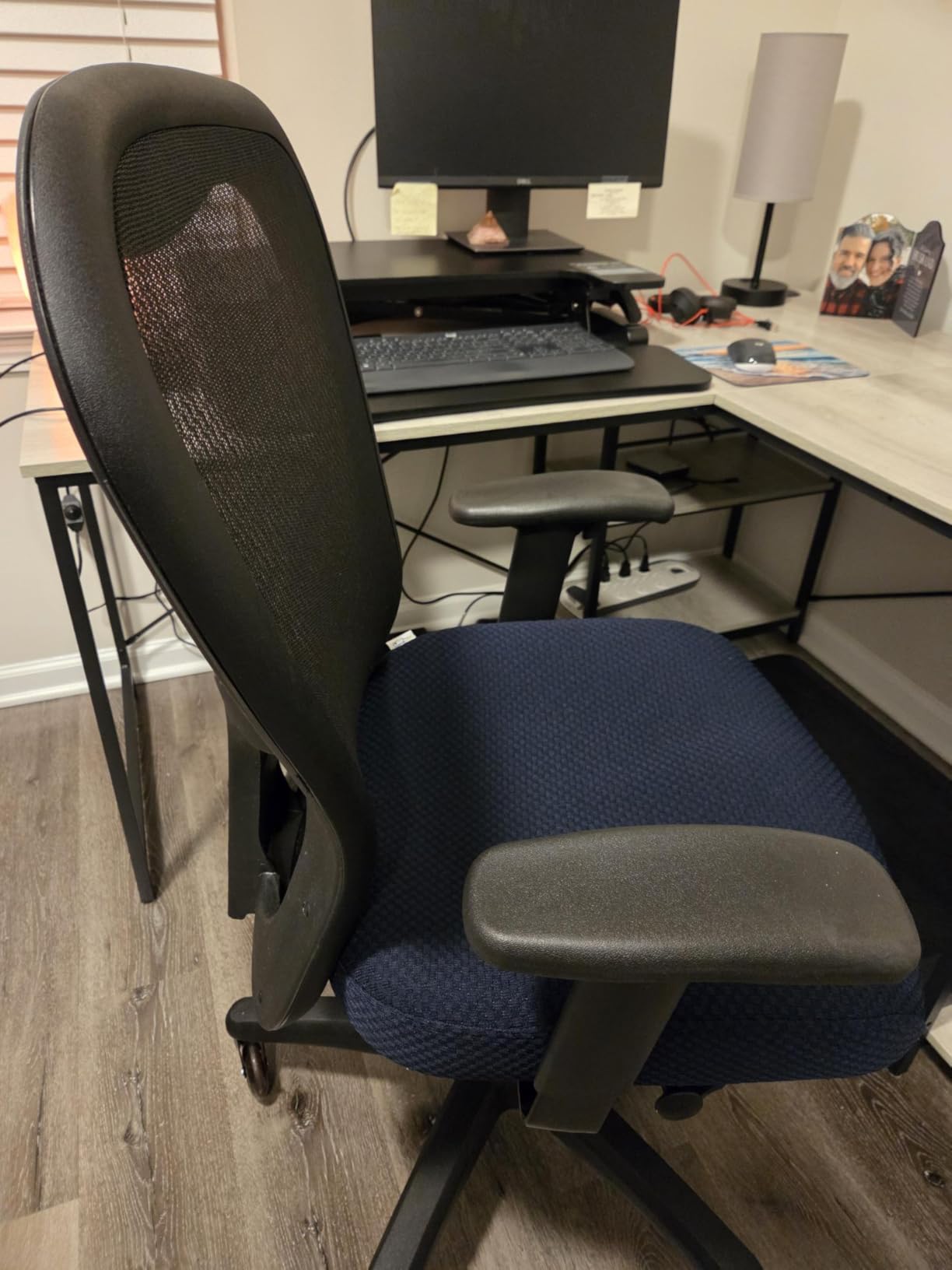 Tempur-Pedic TP9000C Mesh Swivel Task Chair with Tempur Material, Cooling Gel Layer, Adjustable Armrests, and Lumbar Support, Navy customer photo 2