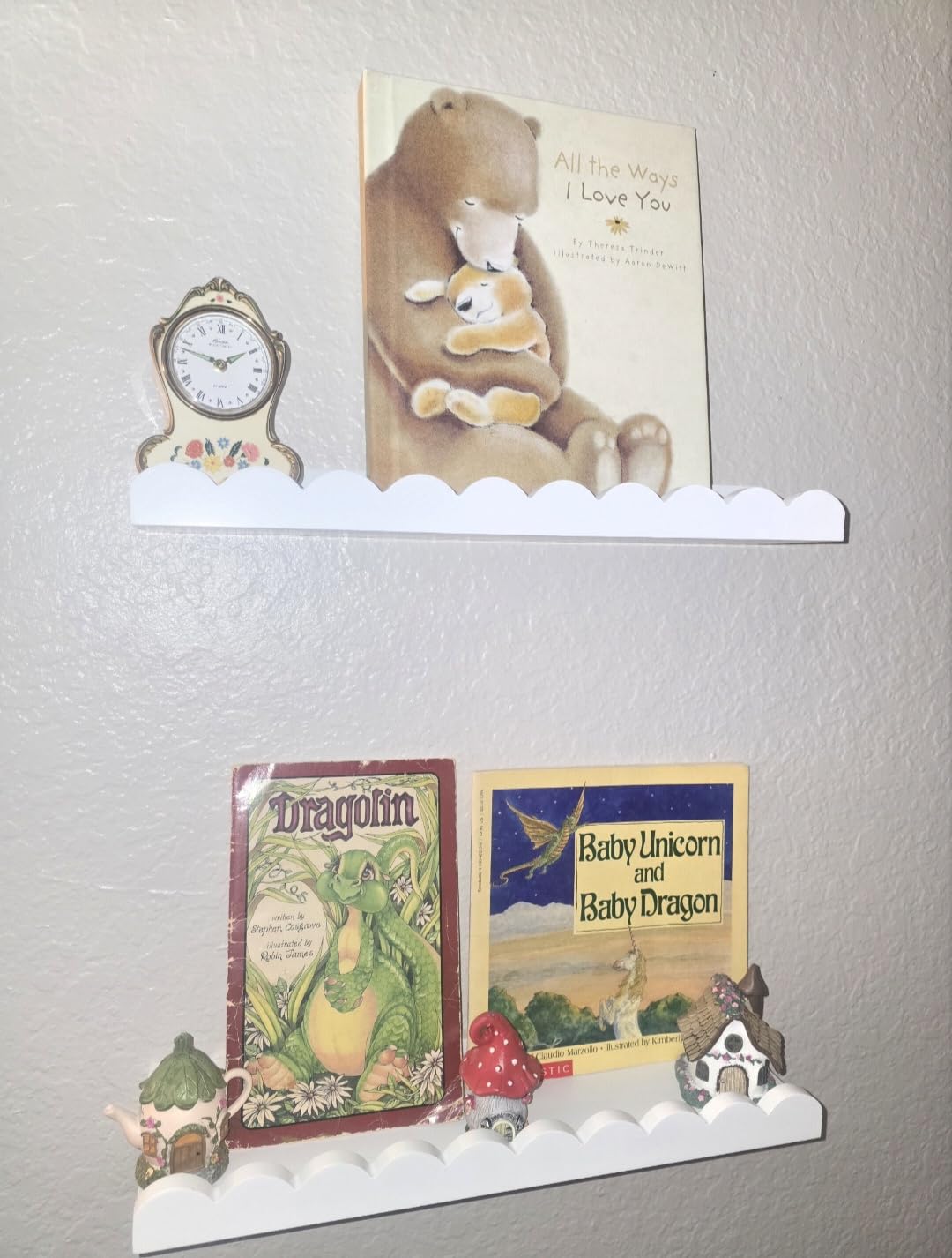 4-Pack Scalloped Shelves, Nursery Shelves, Floating Book Shelves for Wall customer photo 1
