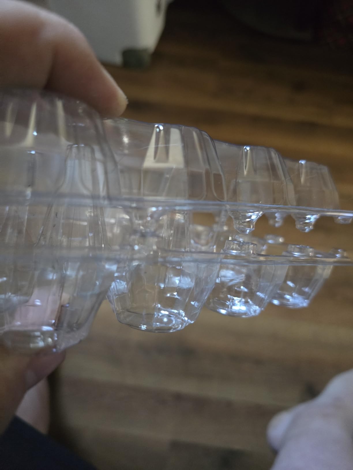100 Pack Clear Plastic Egg Cartons, Reusable Stackable Egg Containers for Farm, Market & Fridge Storage, 3×4 Grid customer photo 1