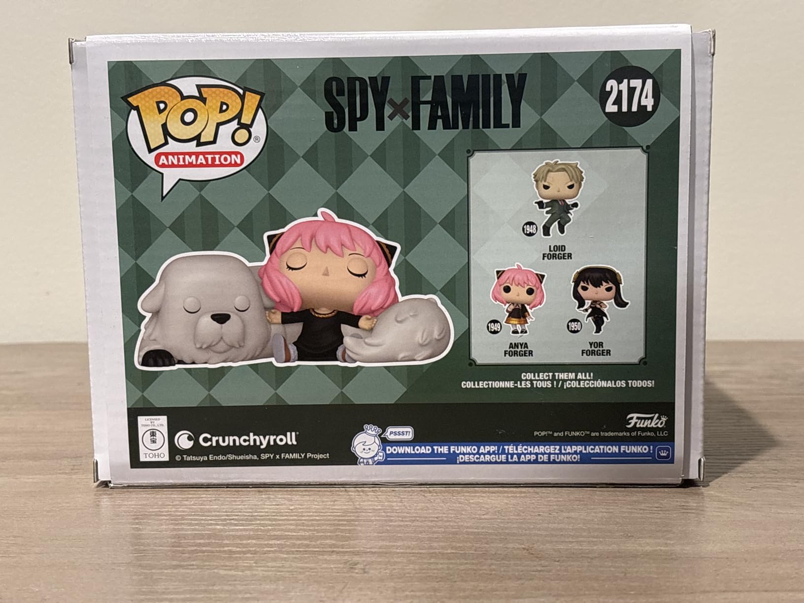 Funko POP! Premium: Spy X Family - Anya Sleeping on Bond - Amazon Exclusive | Official Merch - Collectable Vinyl Figurine for Shelf Display - Birthday Gift Idea for Fans and Collectors customer photo 1
