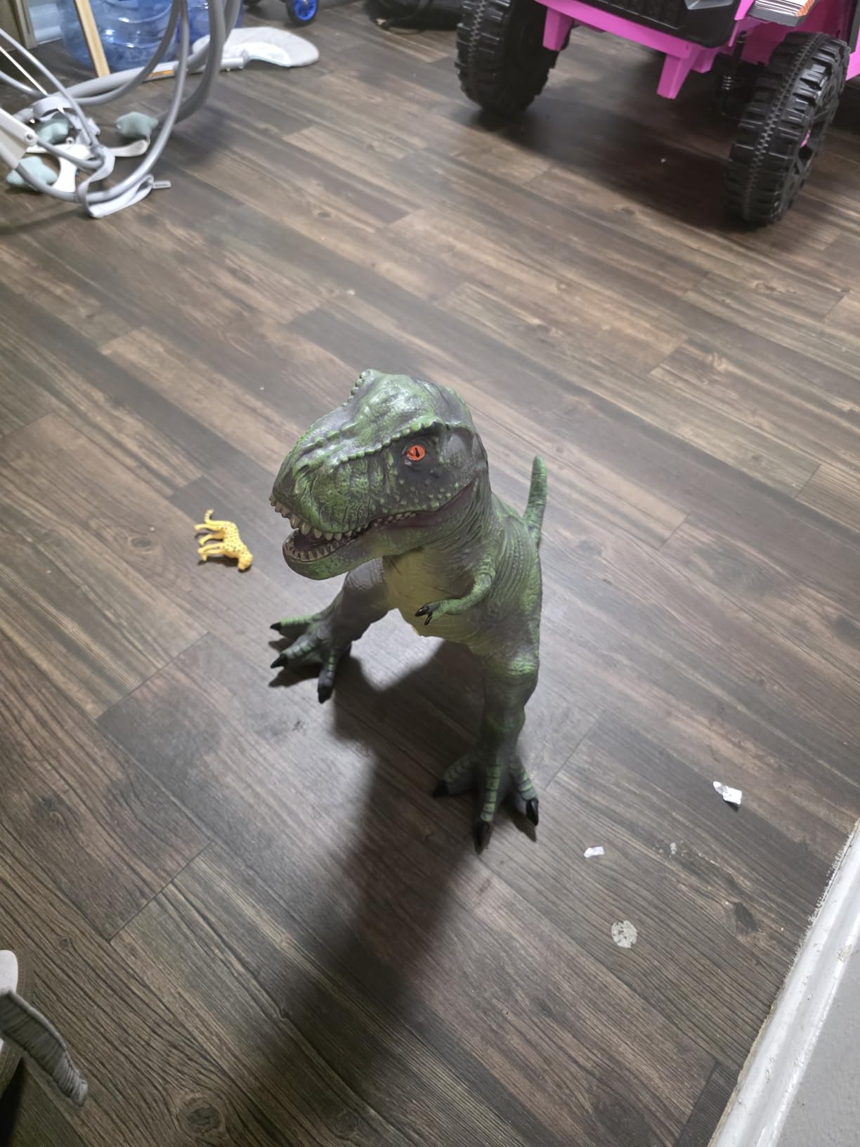 YONGJULE Big Carnotaurus 28 inch, Dinosaur Toys for Kids 3-5, Large Inflatable Dinosaur Toys for Kids Toddler Party Favors, Birthday Gifts for Boys Girls customer photo 1